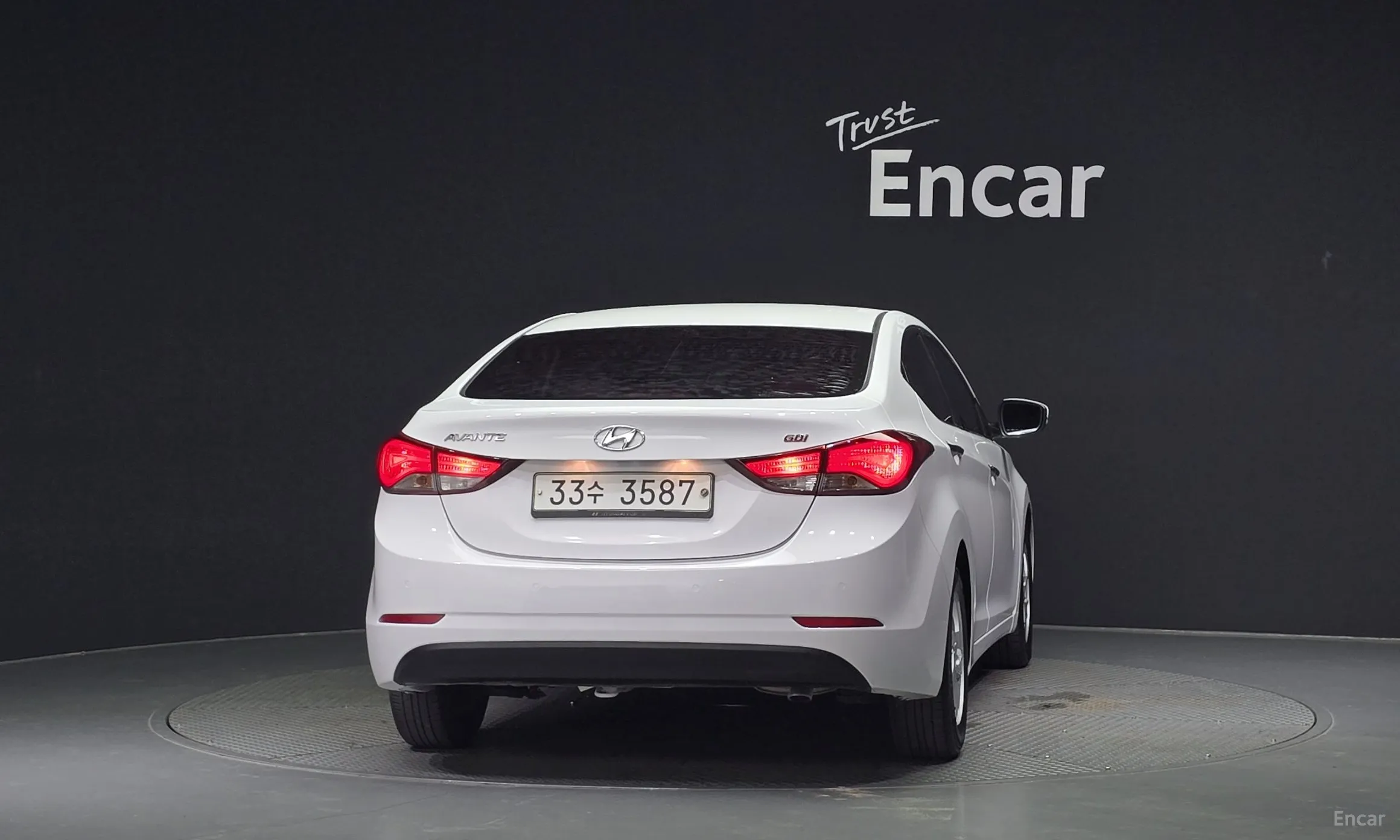 Hyundai Avante превью 3