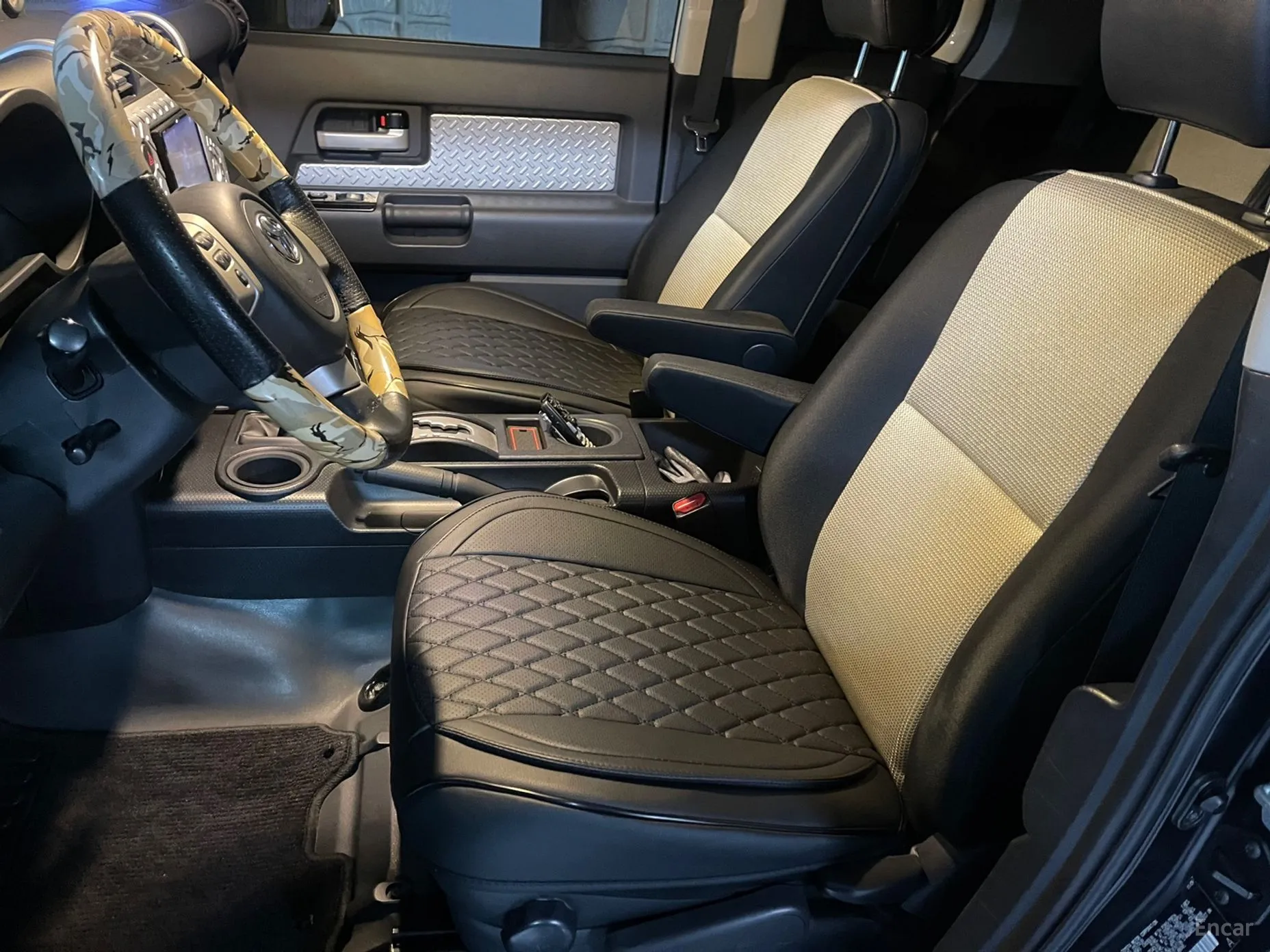 Toyota FJ Cruiser превью 16