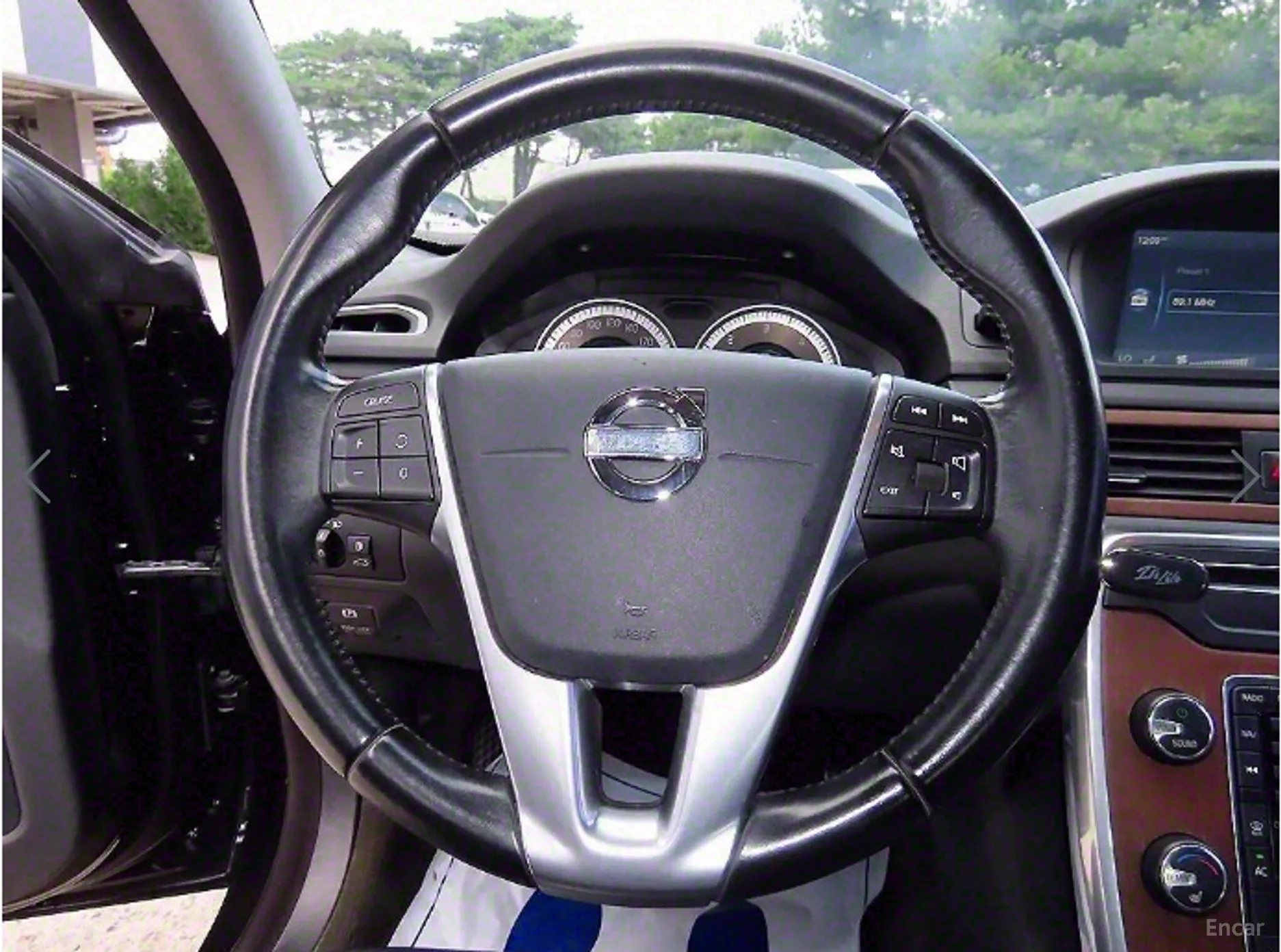 Volvo S80 превью 8