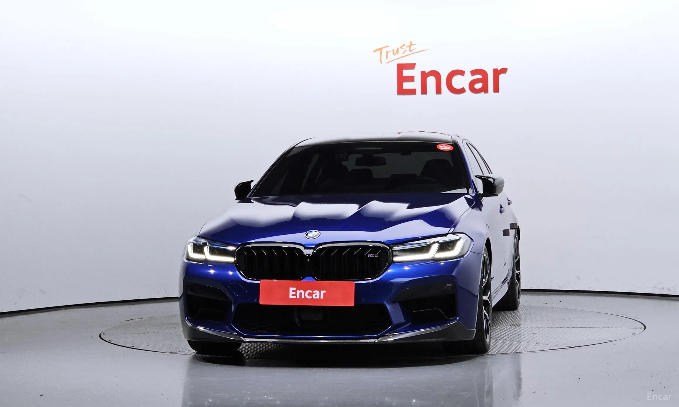 BMW M5 (F90) превью 2