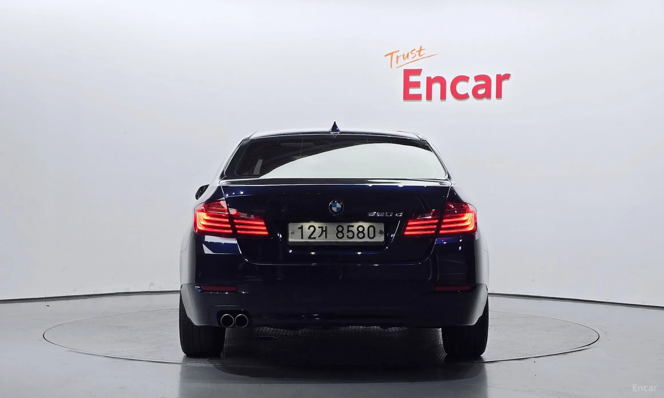 BMW 5 Series (F10) превью 3