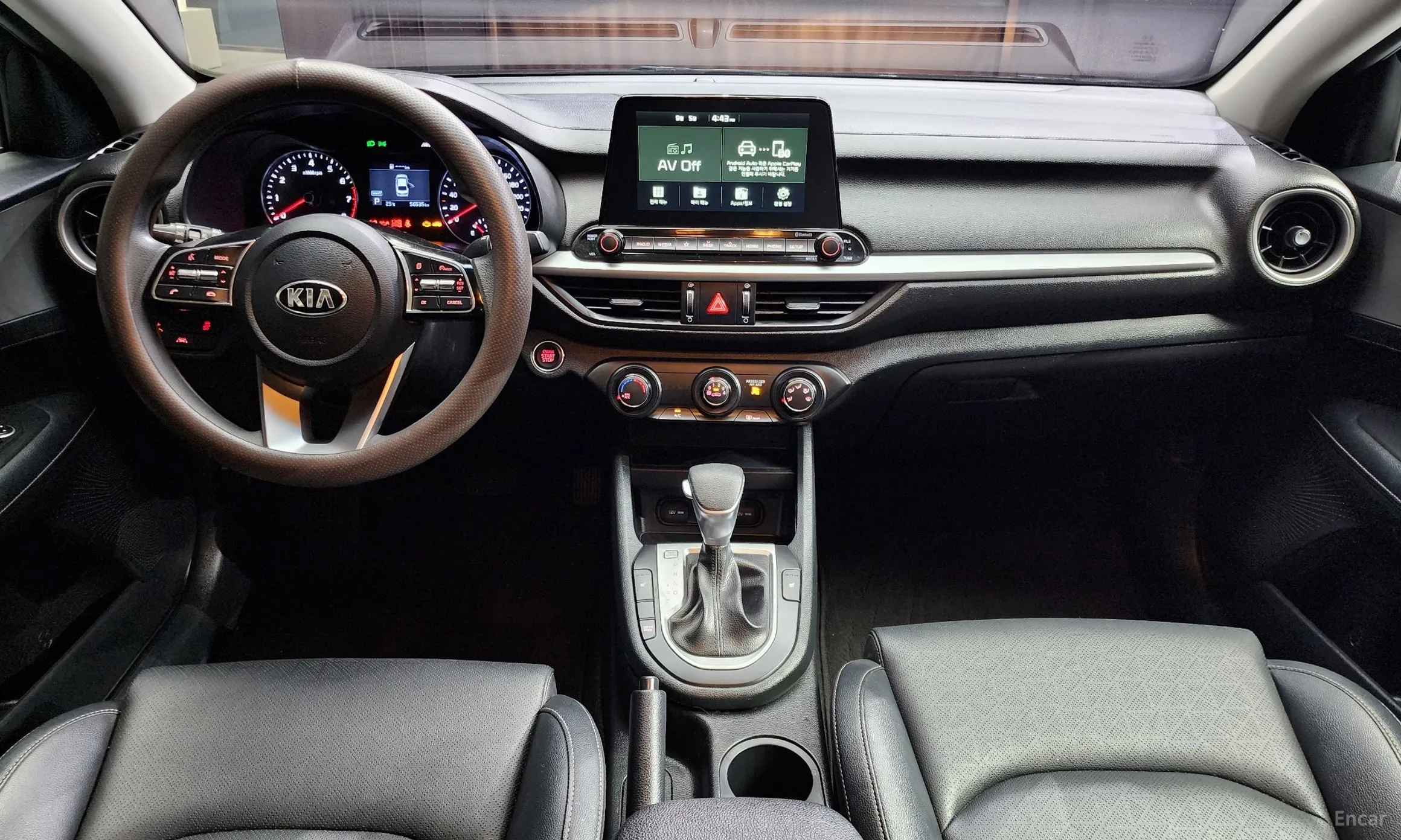 Kia K3 превью 4