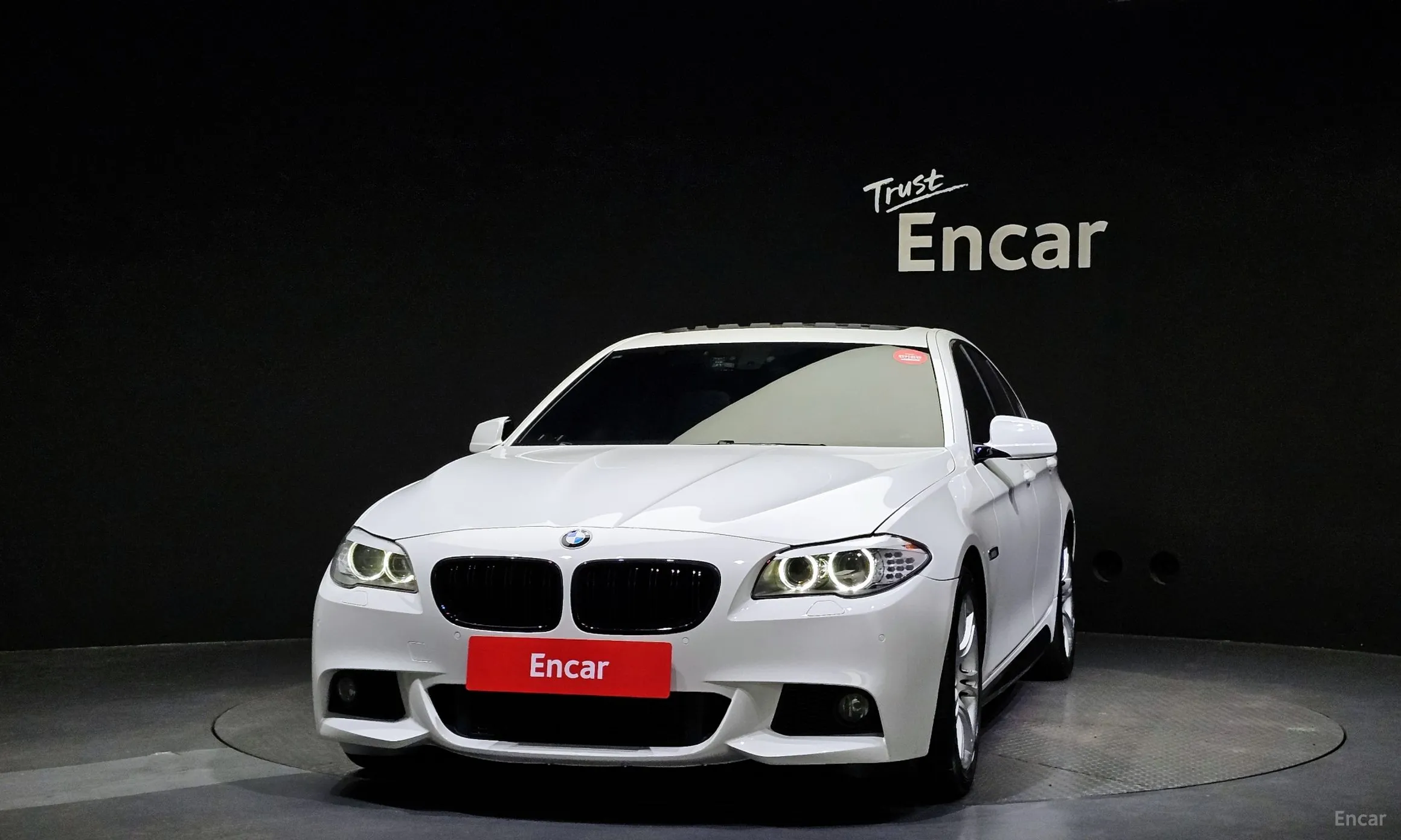 BMW 5 Series (F10) превью 2