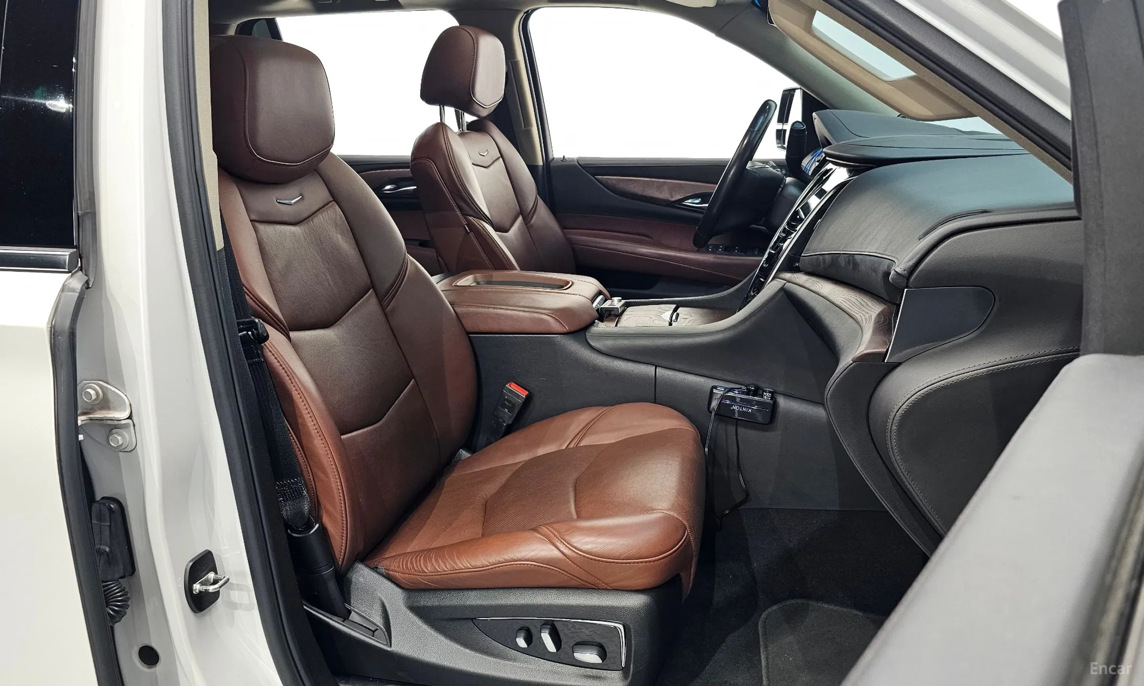 Cadillac Escalade превью 10