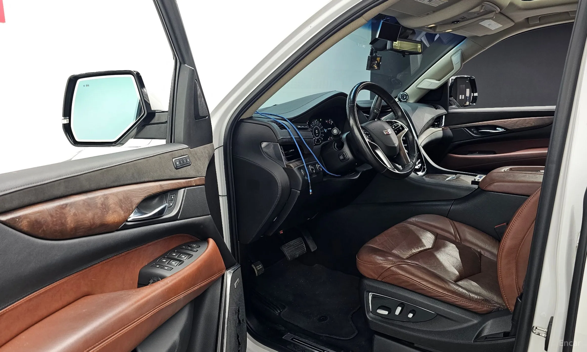 Cadillac Escalade превью 12