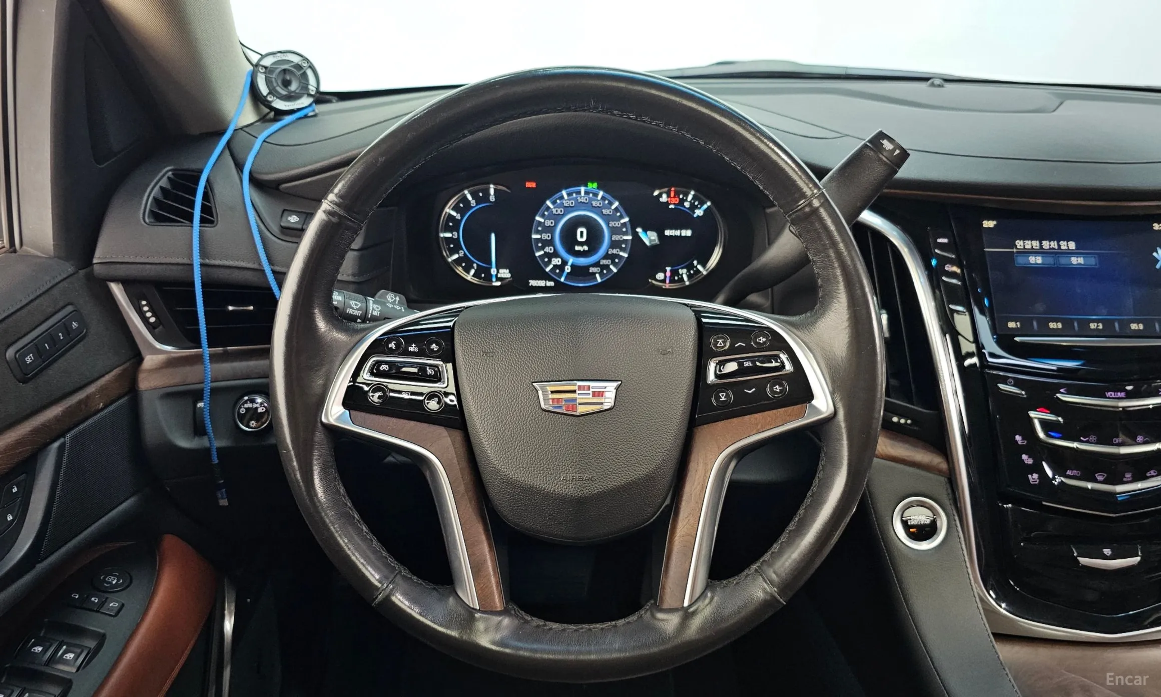 Cadillac Escalade превью 13