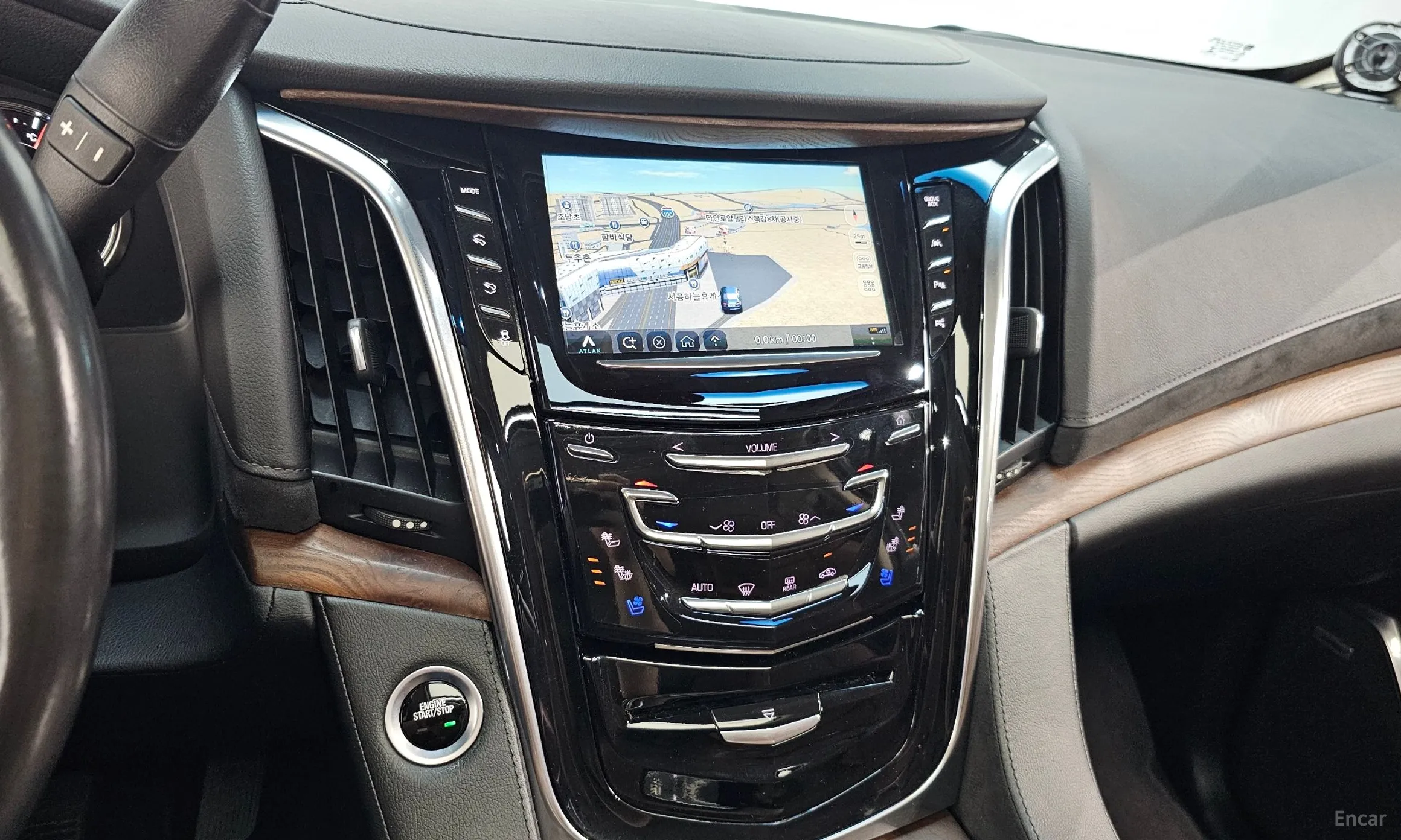 Cadillac Escalade превью 15