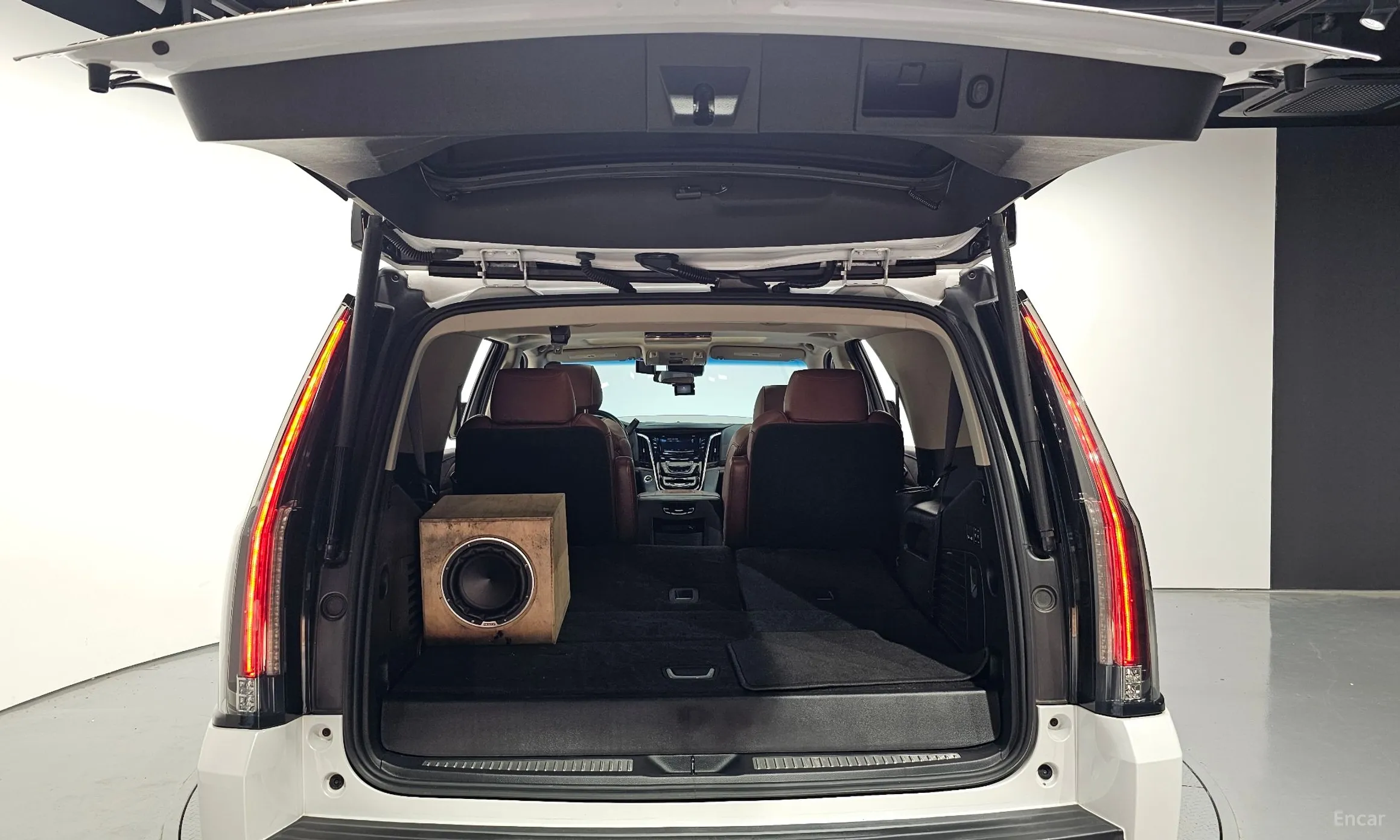 Cadillac Escalade превью 20