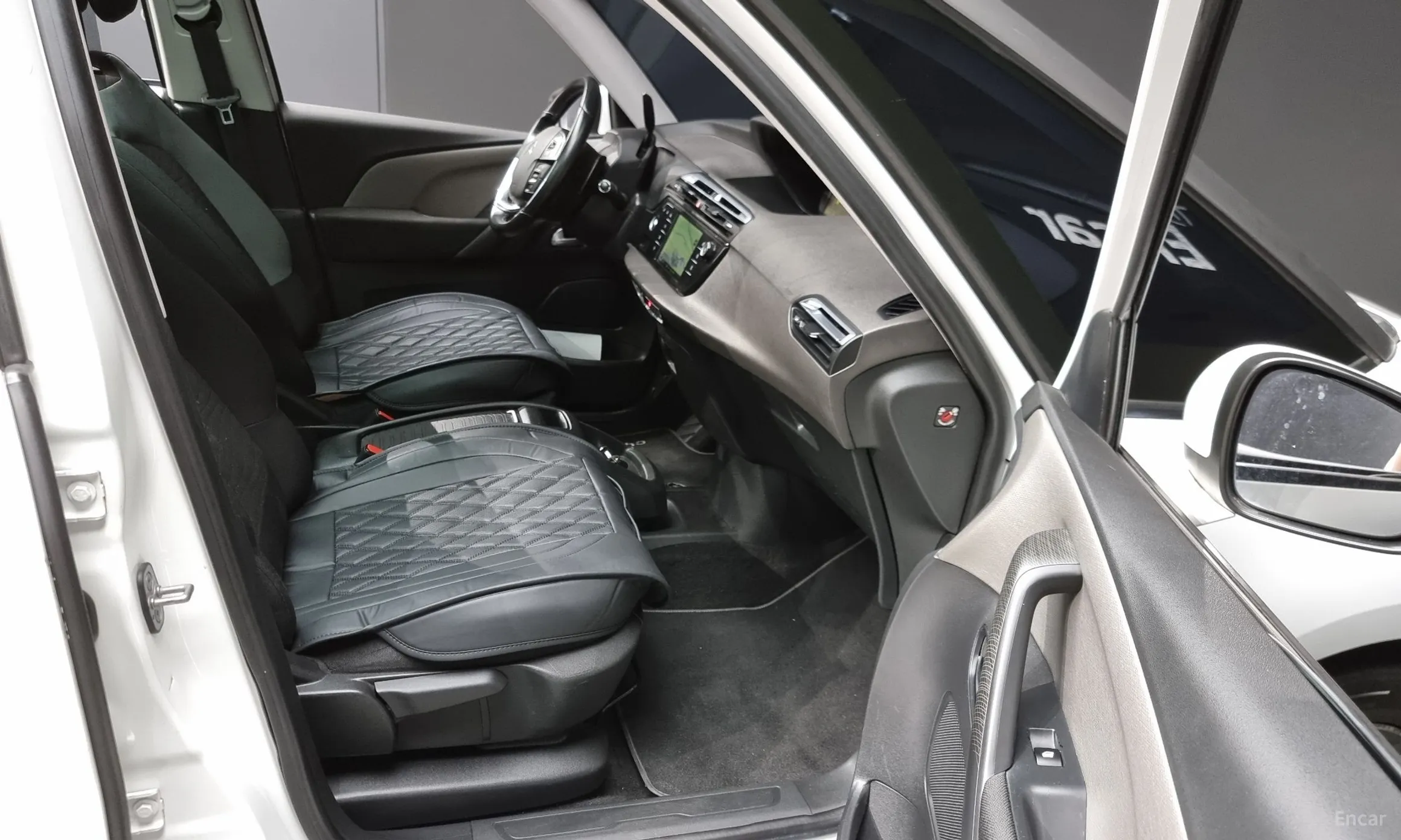 Citroën/DS Grand C4 Picasso превью 10