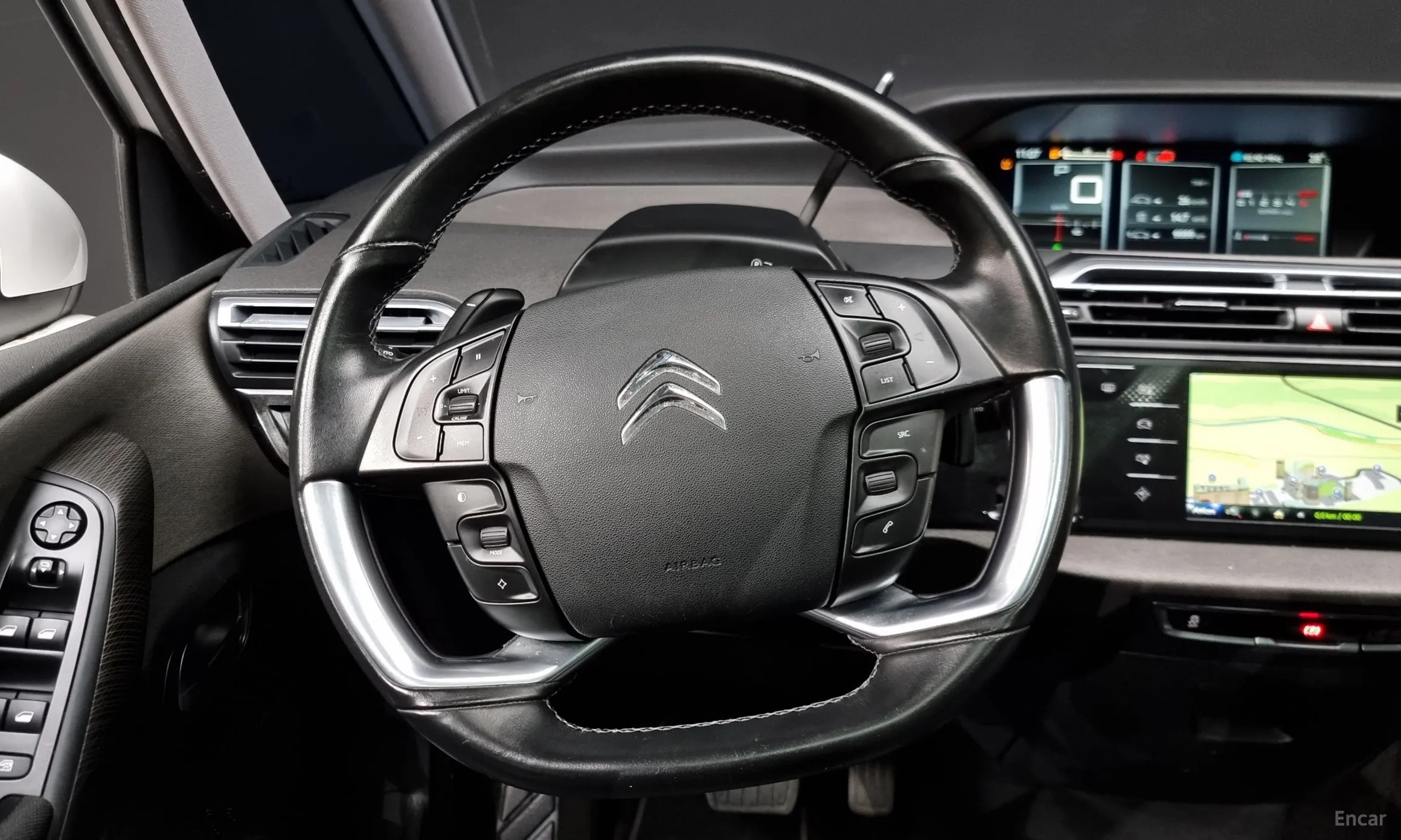 Citroën/DS Grand C4 Picasso превью 13