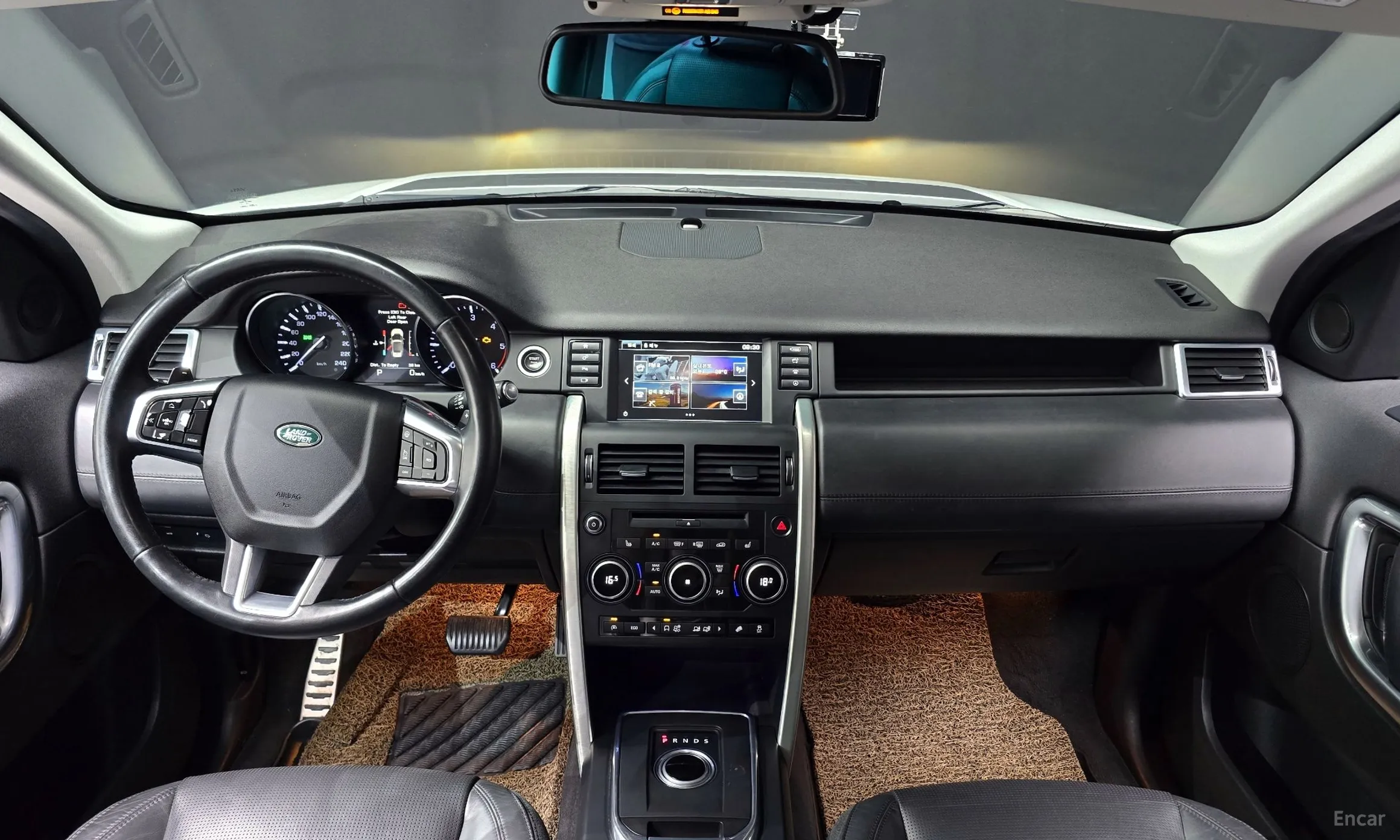 Land Rover Discovery Sports превью 4