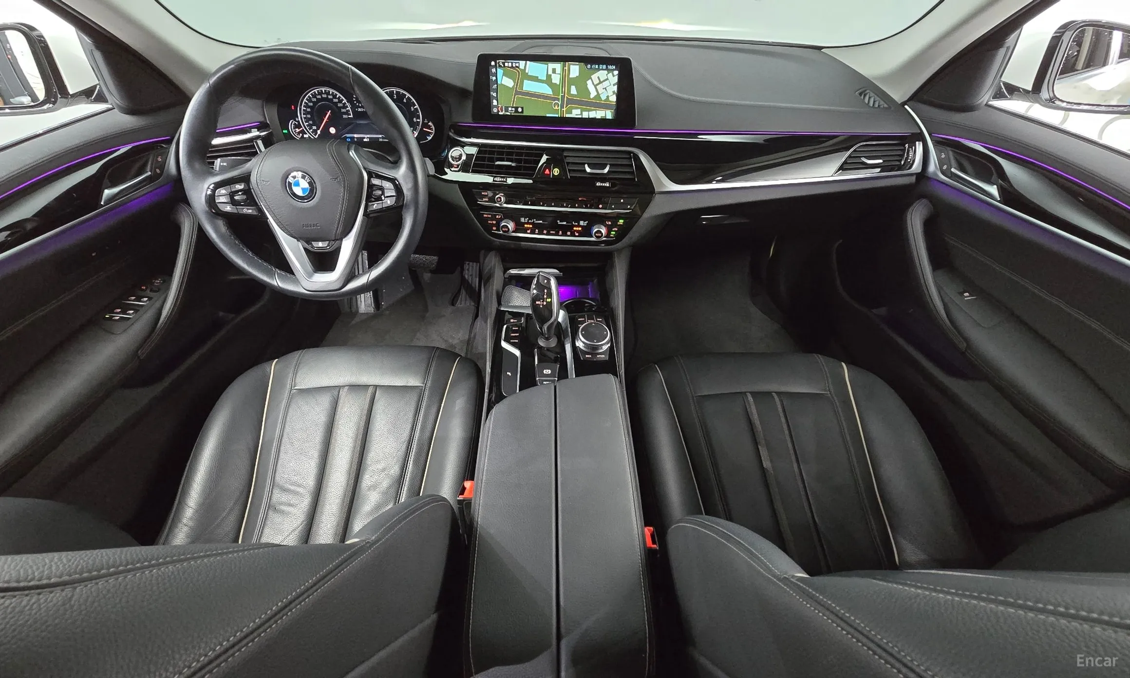 BMW 5 Series (G30) превью 4