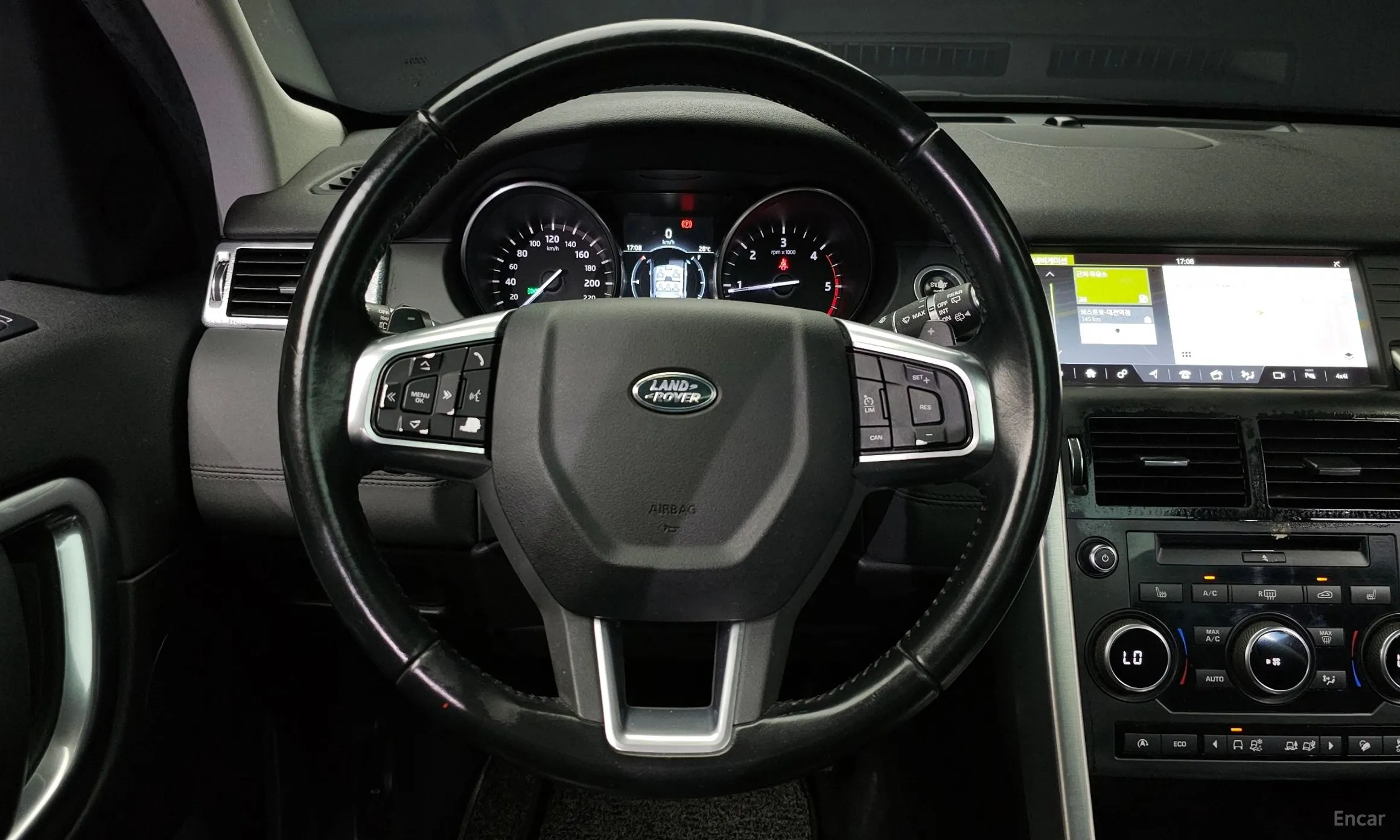 Land Rover Discovery Sports превью 13