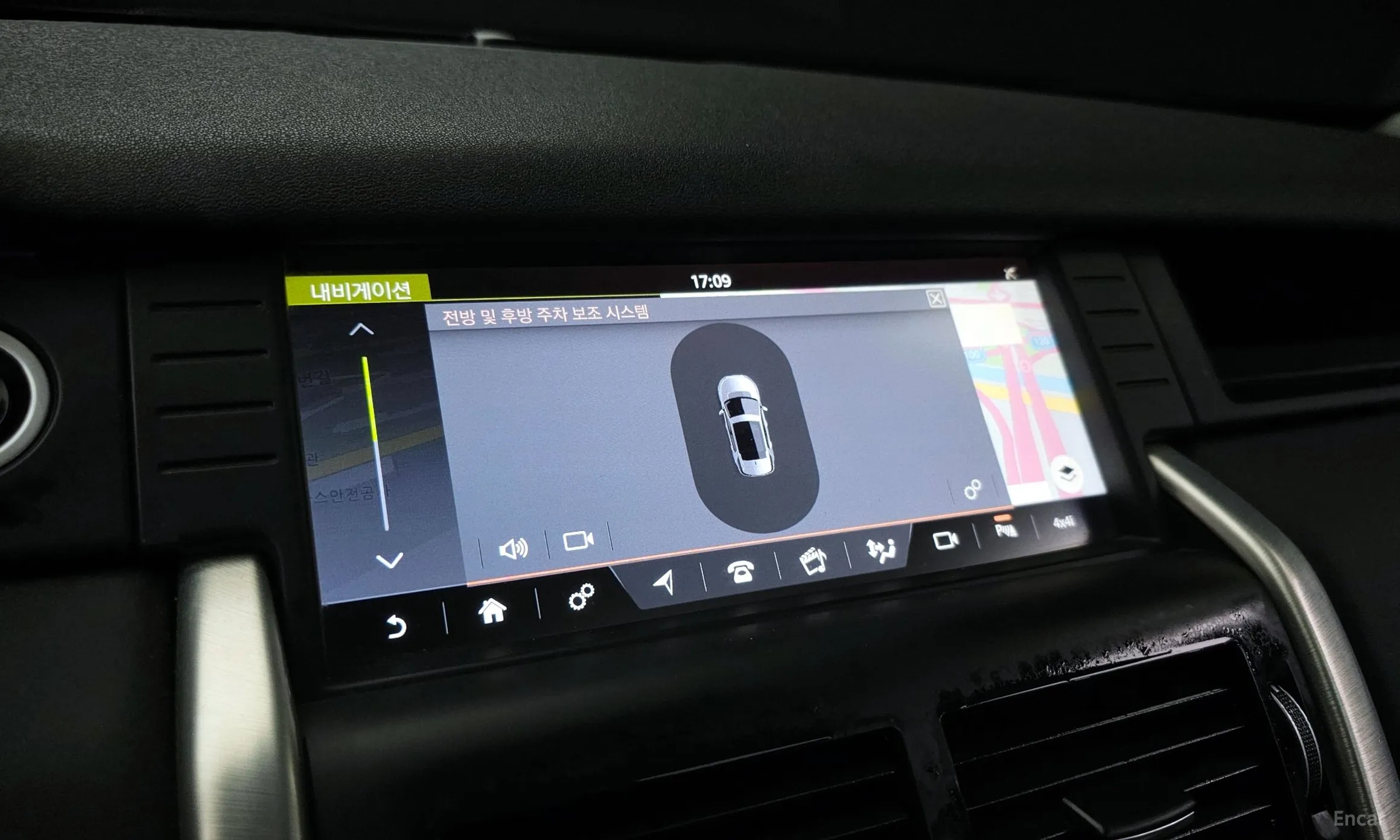Land Rover Discovery Sports превью 15