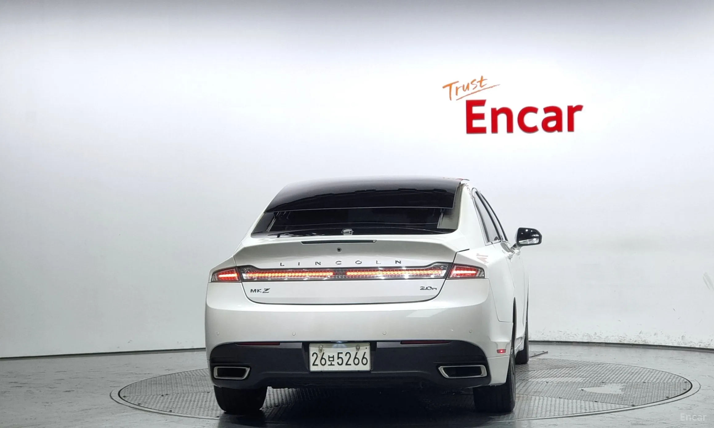 Lincoln New MKZ превью 4