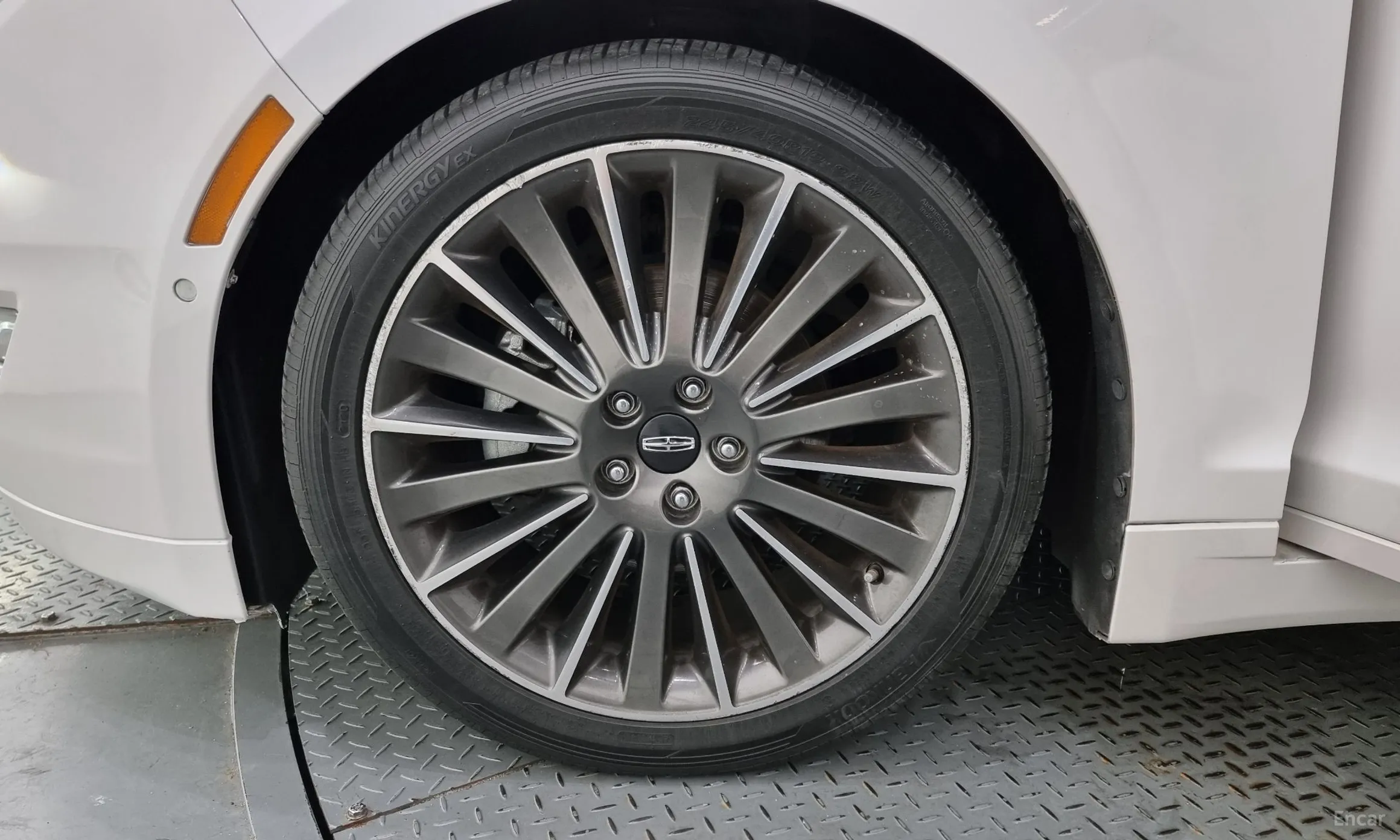 Lincoln New MKZ превью 5