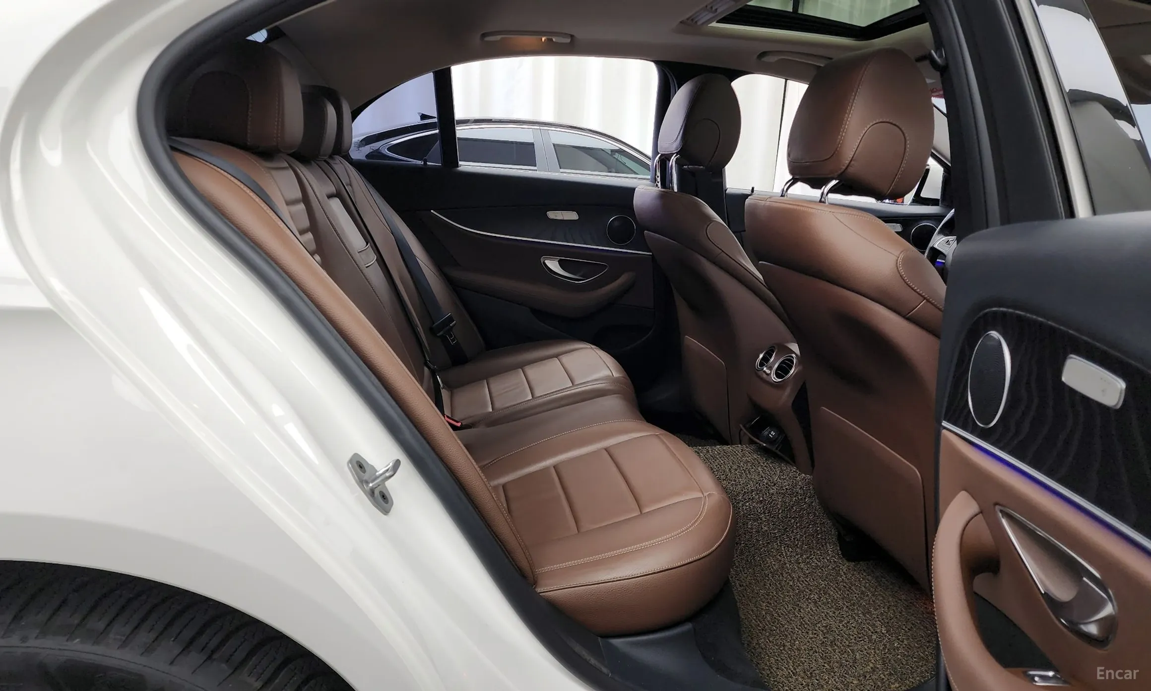 Mercedes Benz E-Class W213 превью 12