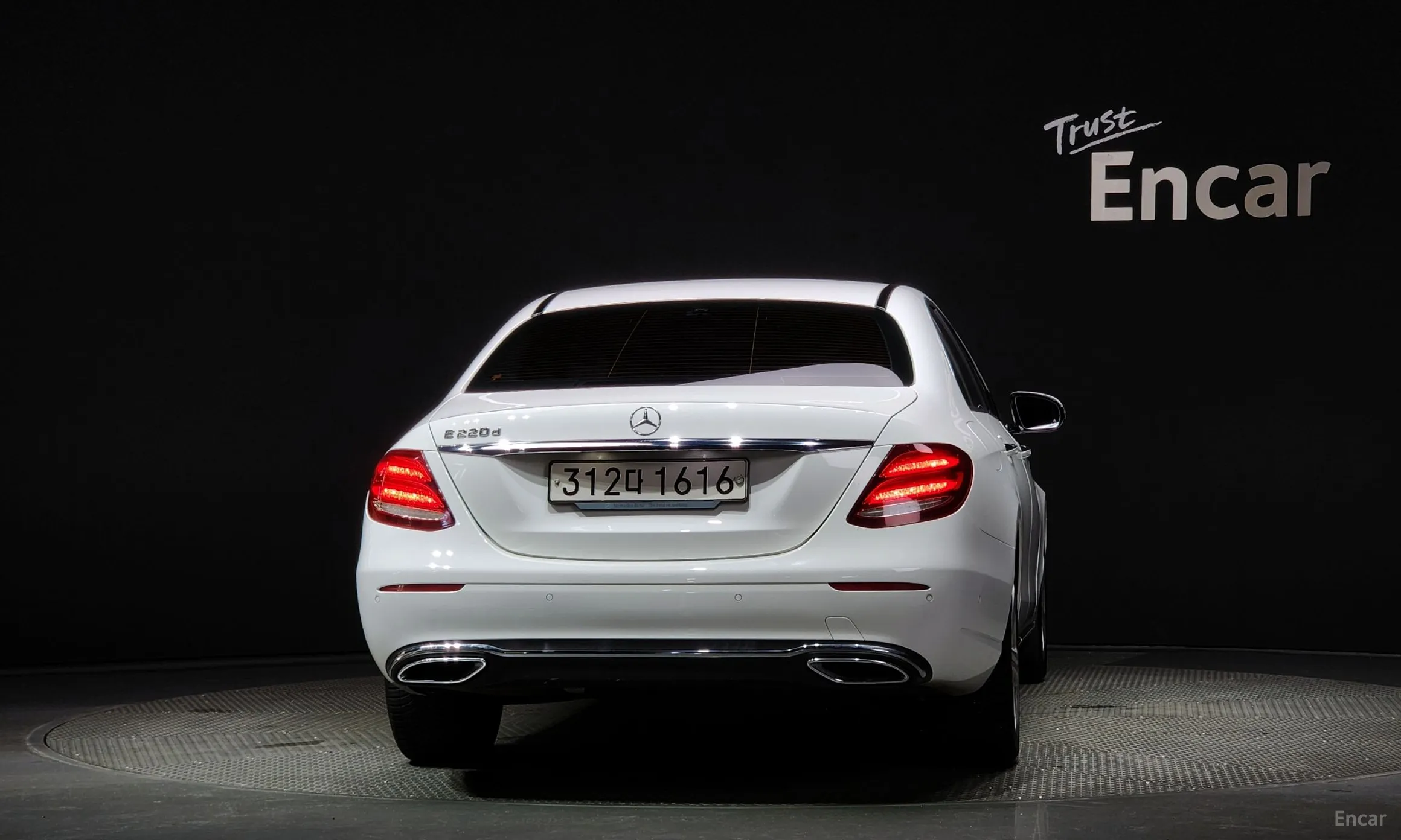 Mercedes Benz E-Class W213 превью 4