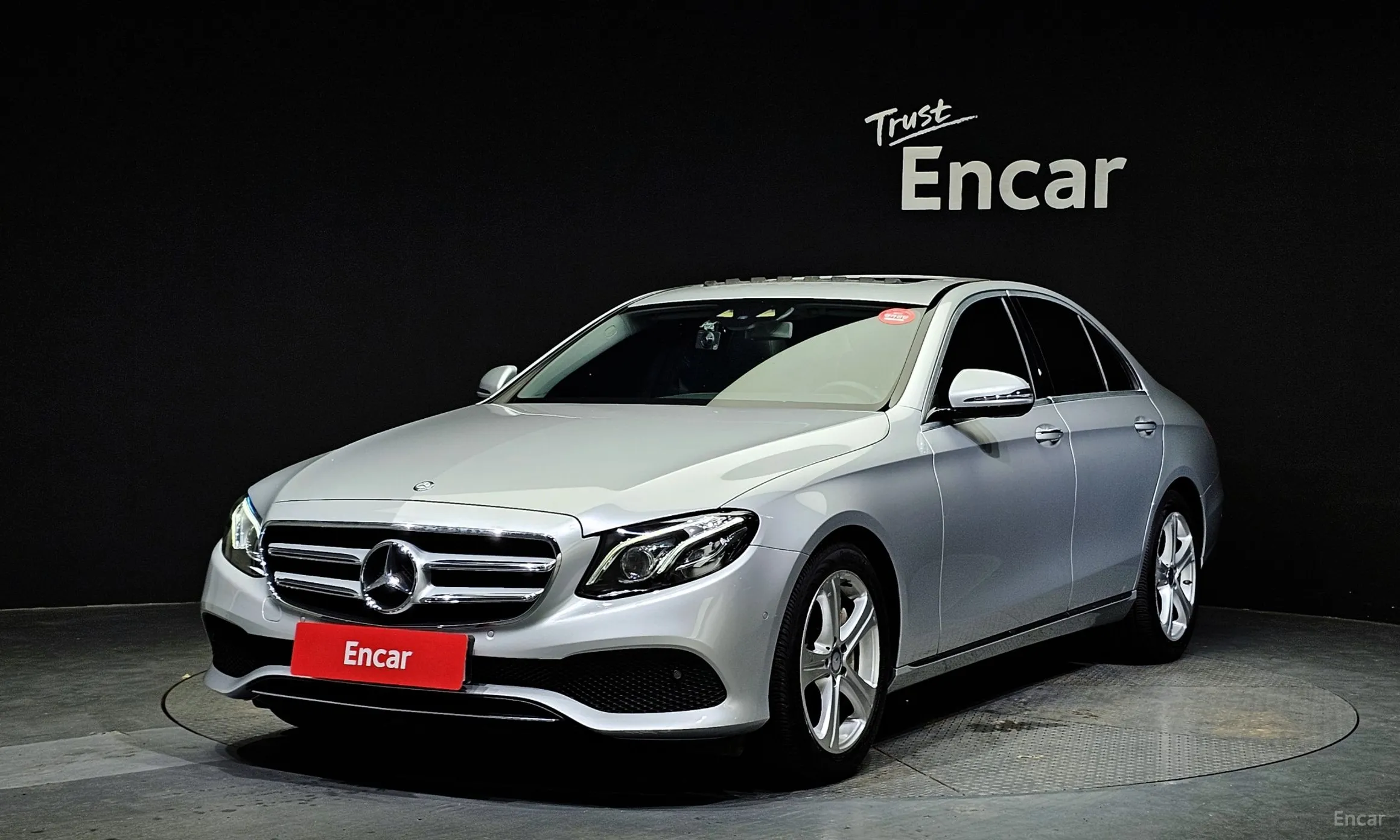 Mercedes Benz E-Class W213