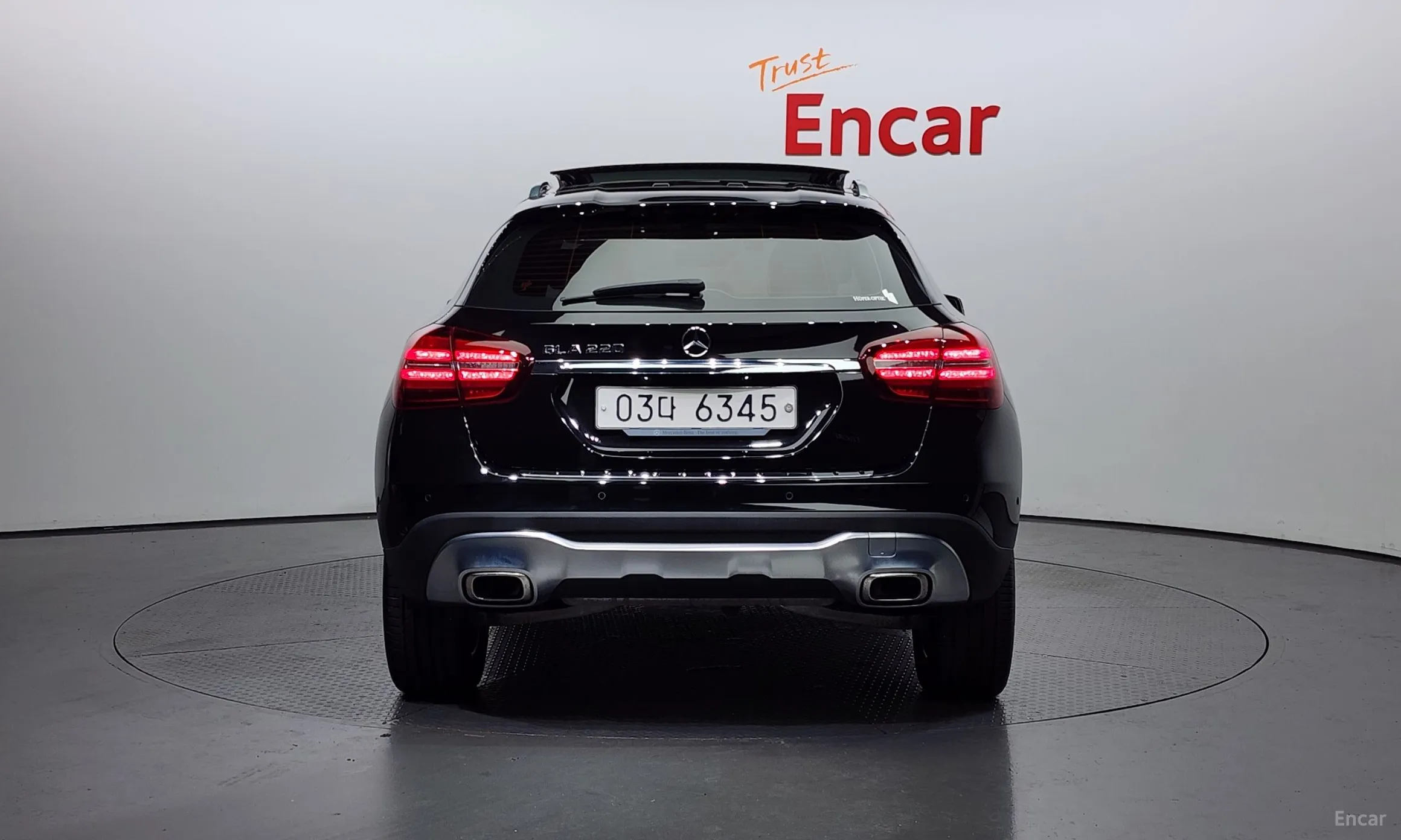 Mercedes Benz GLA-Class X156 превью 3