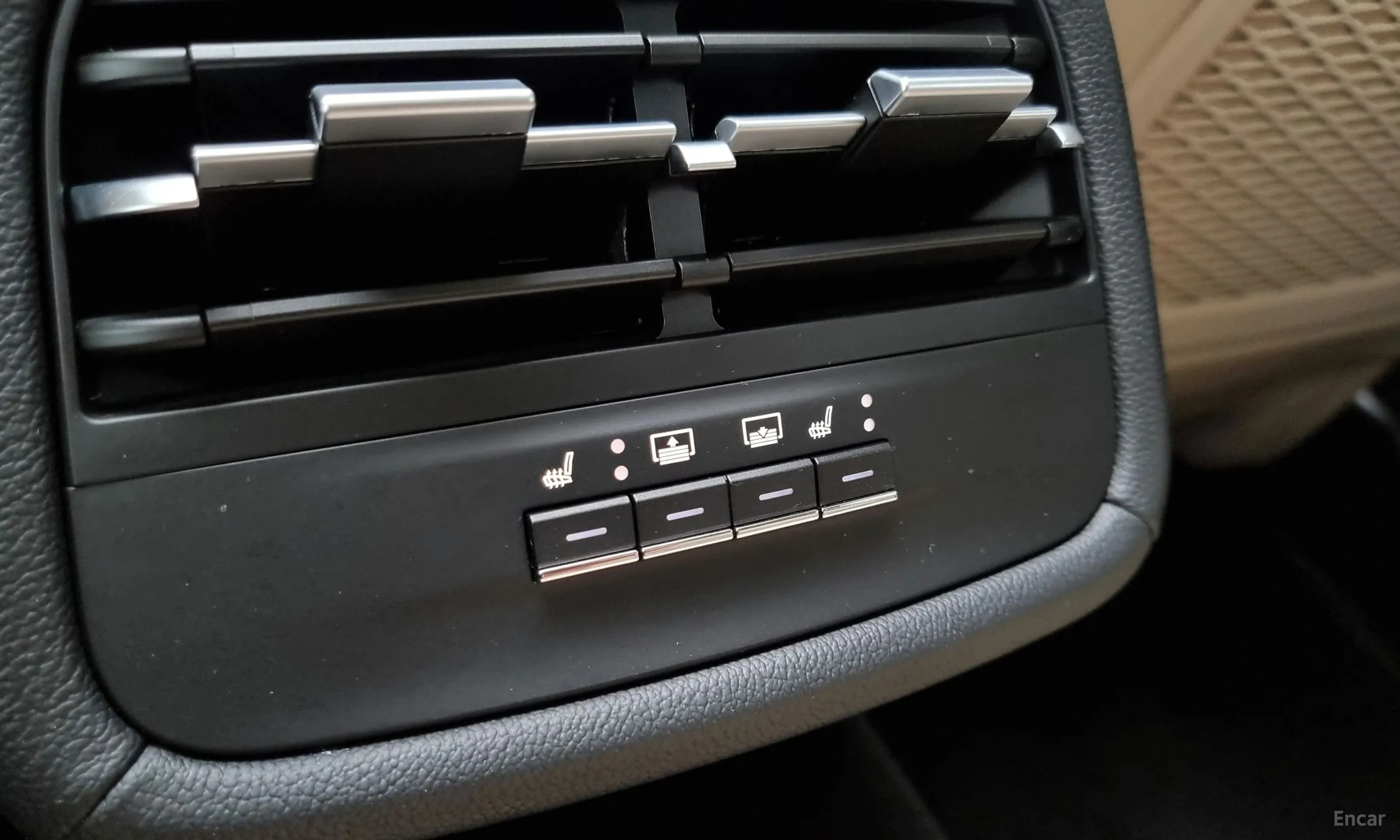 Maserati Ghibli превью 18