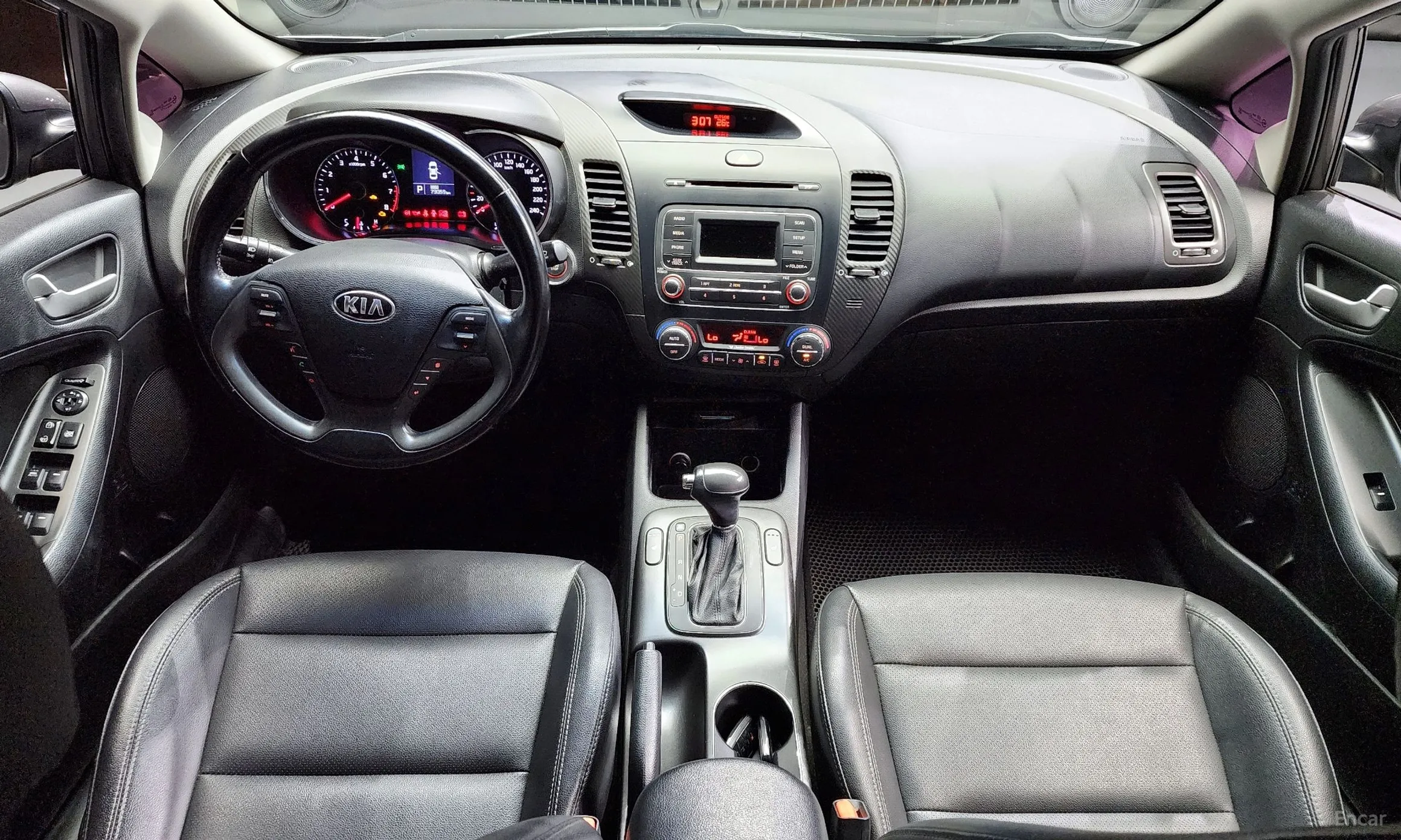 Kia K3 превью 4