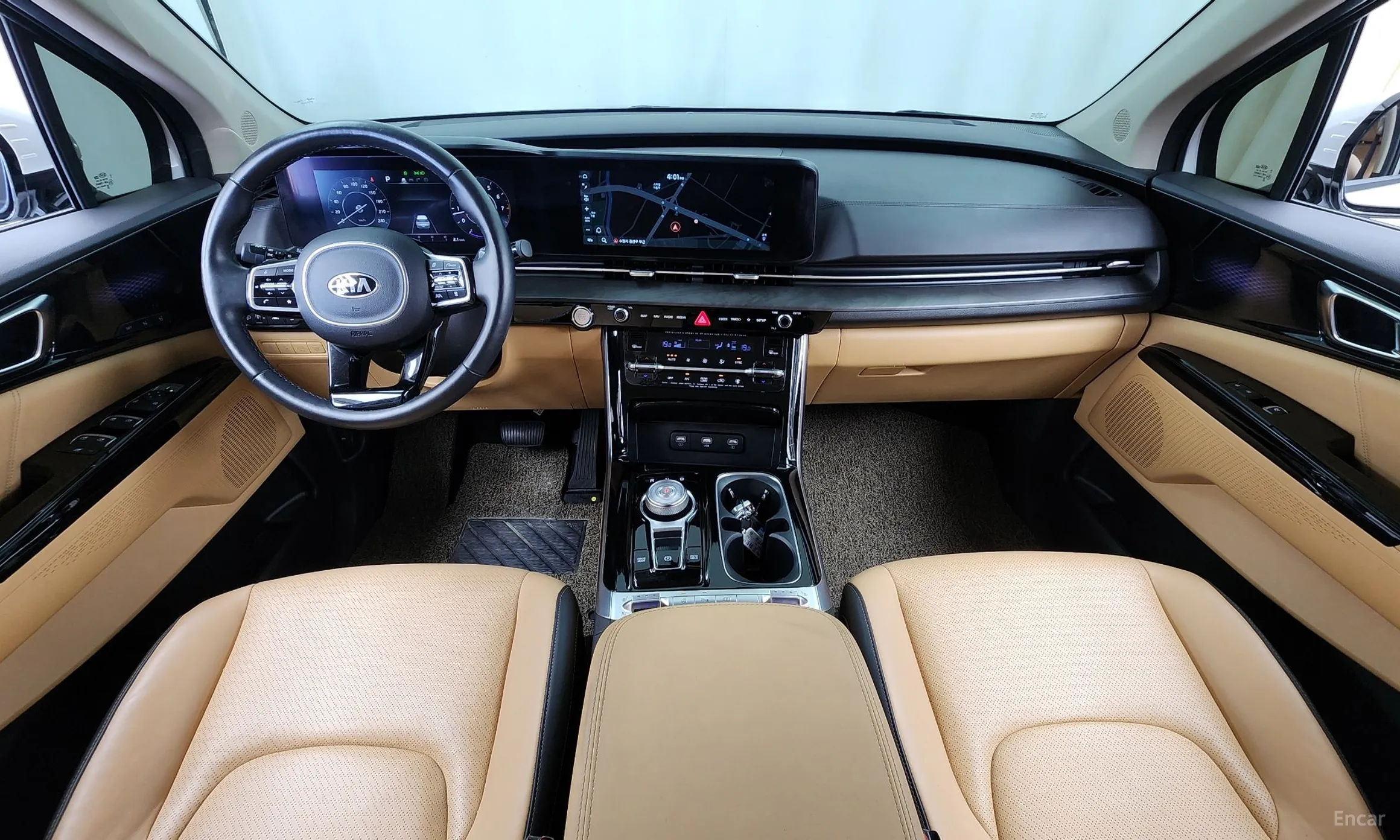Kia Carnival Gen 4 превью 4