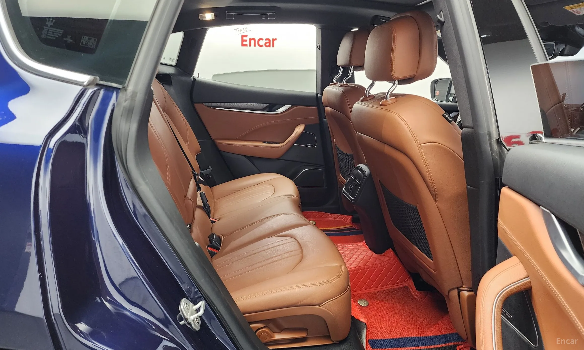 Maserati Levante превью 12