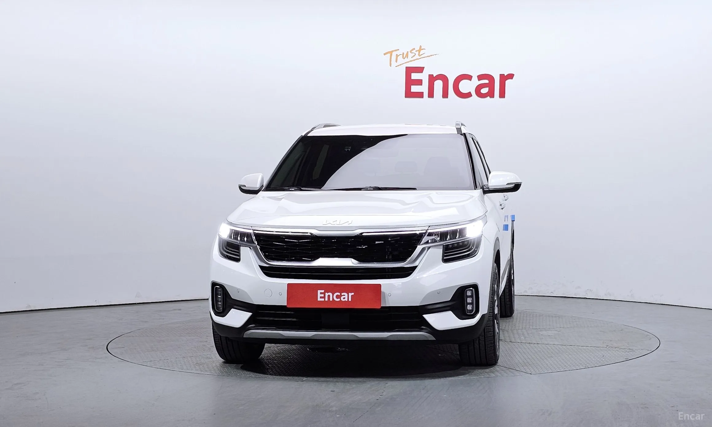 Kia Seltos превью 2