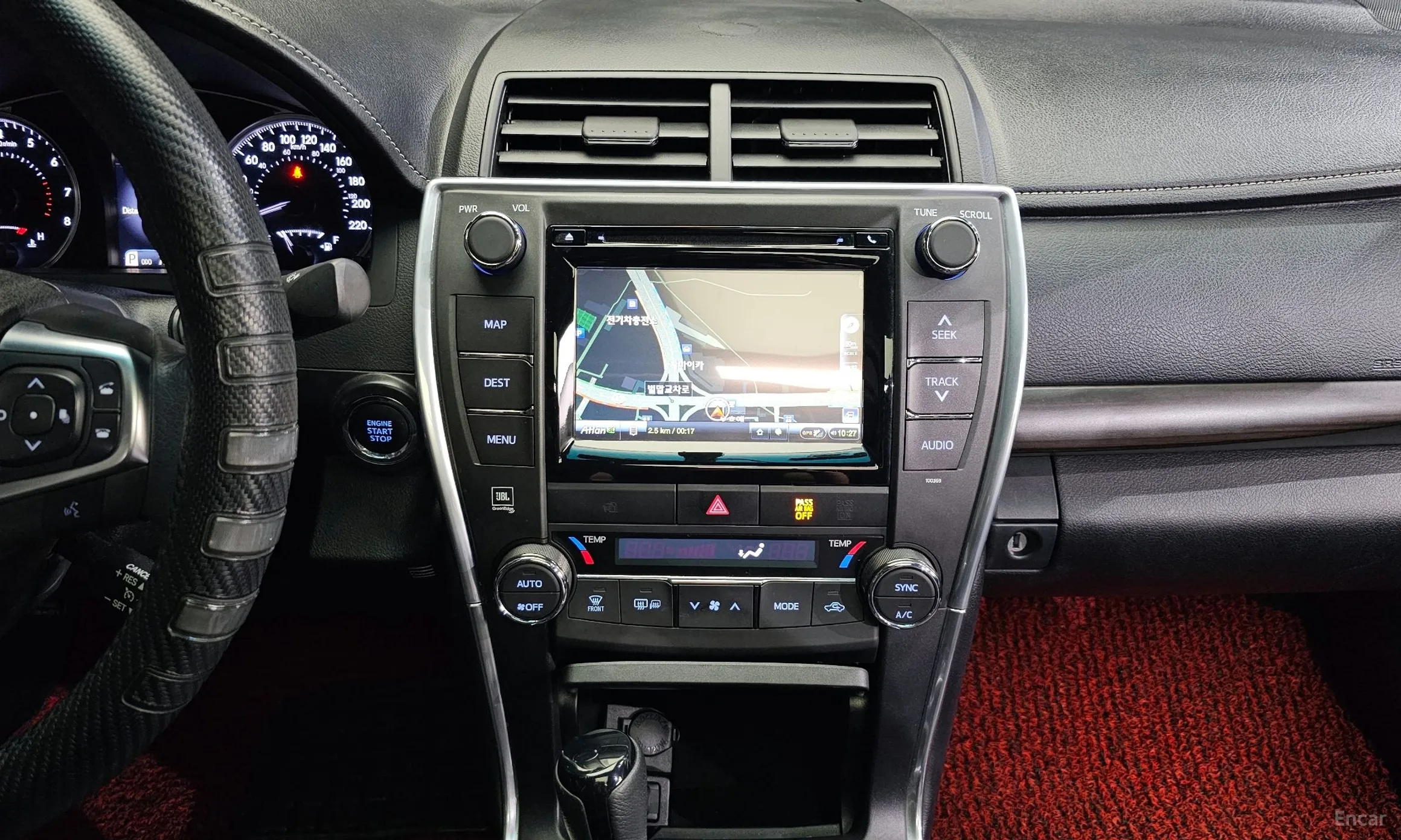 Toyota New Camry превью 14