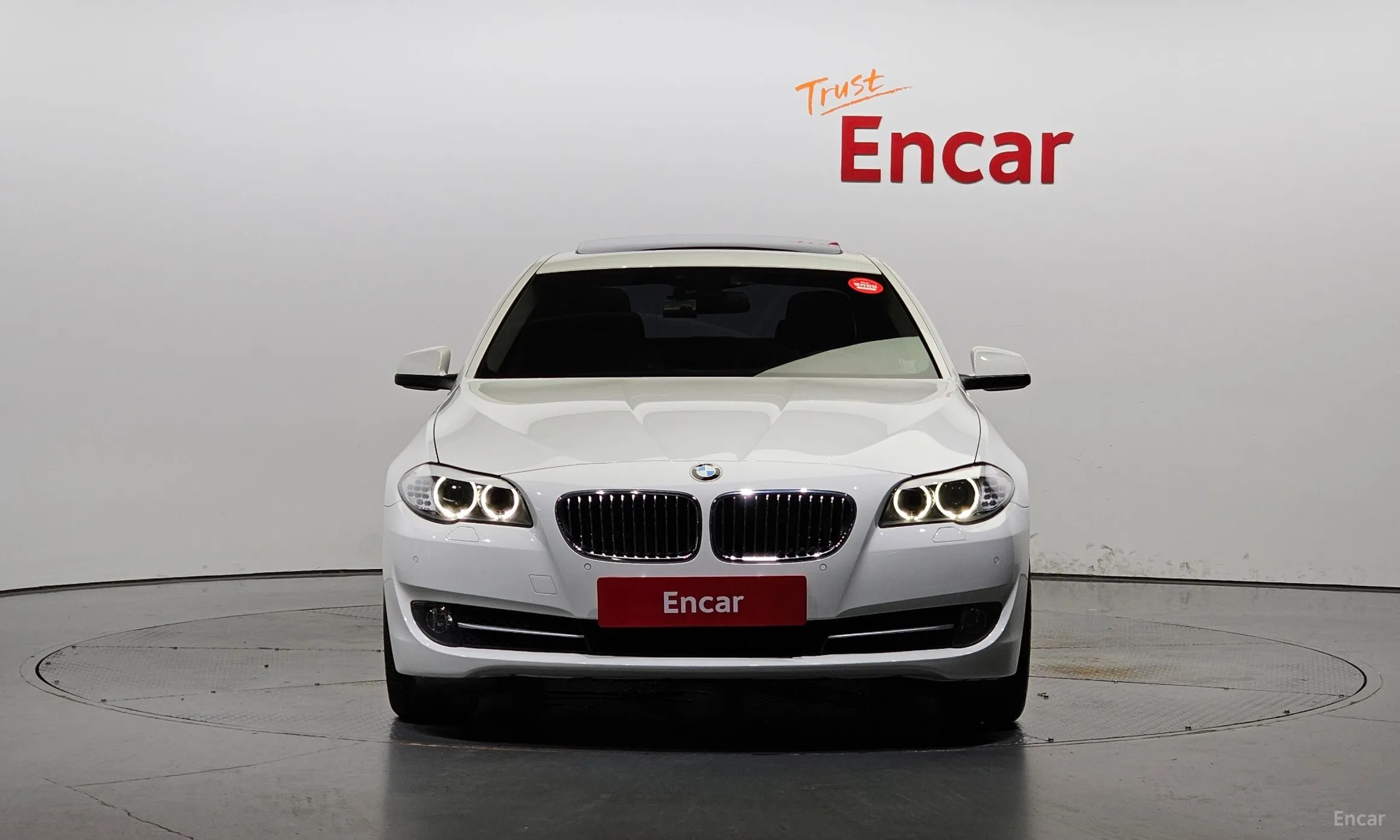 BMW 5 Series (F10) превью 2
