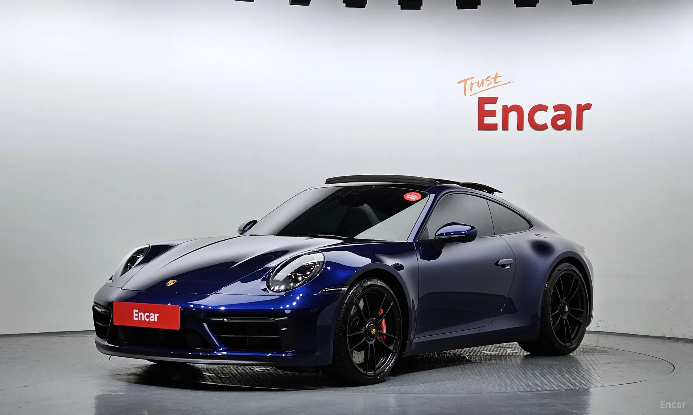 911 (992)