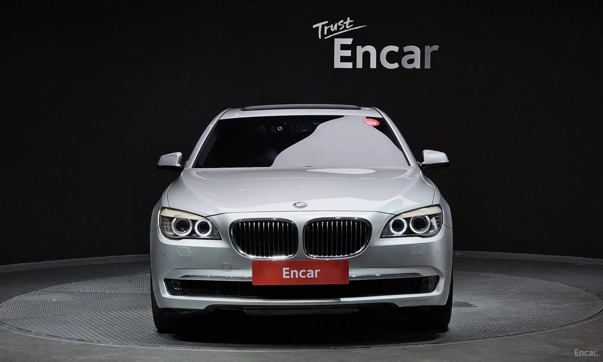 BMW 7 Series (F01) превью 2
