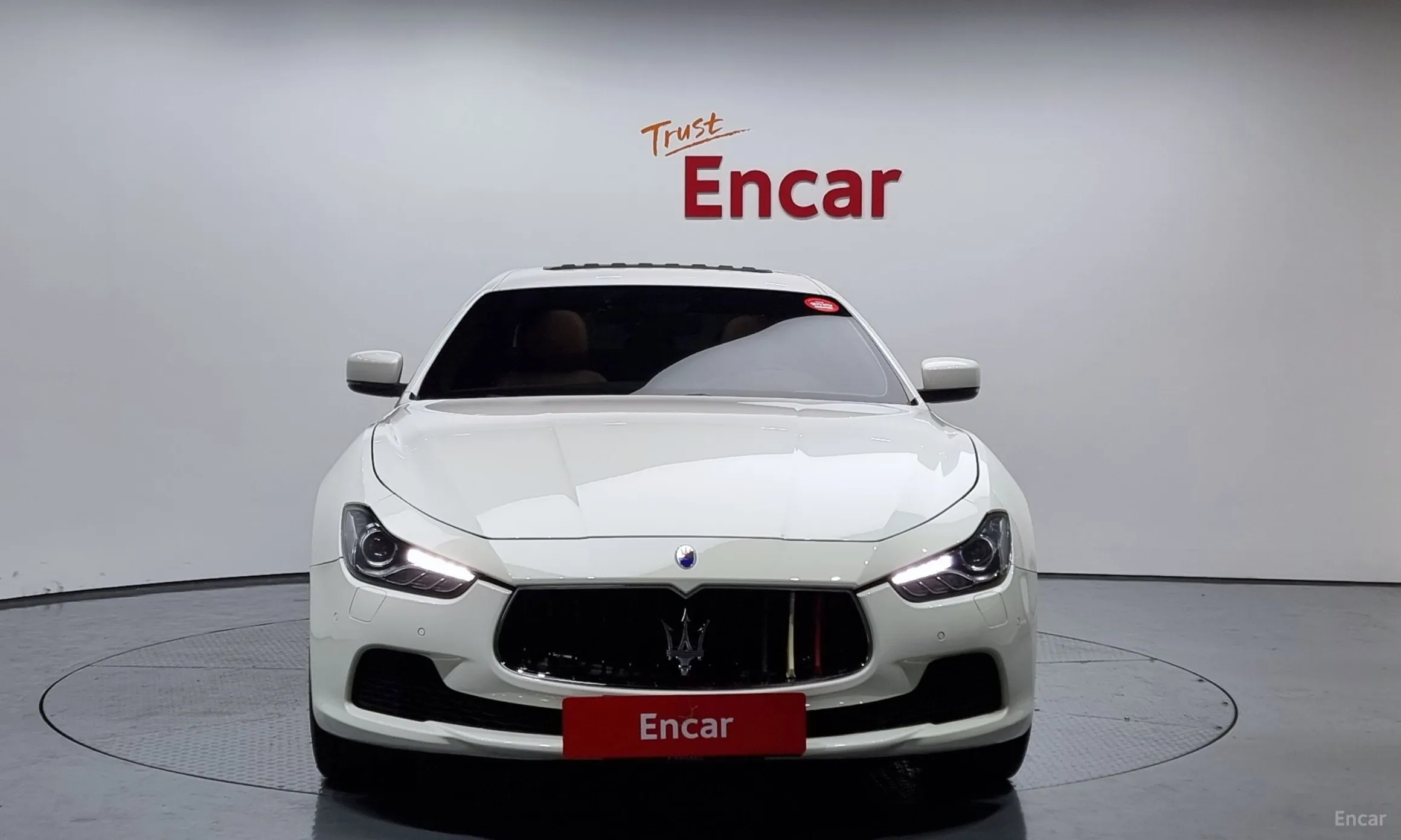 Maserati Ghibli превью 3