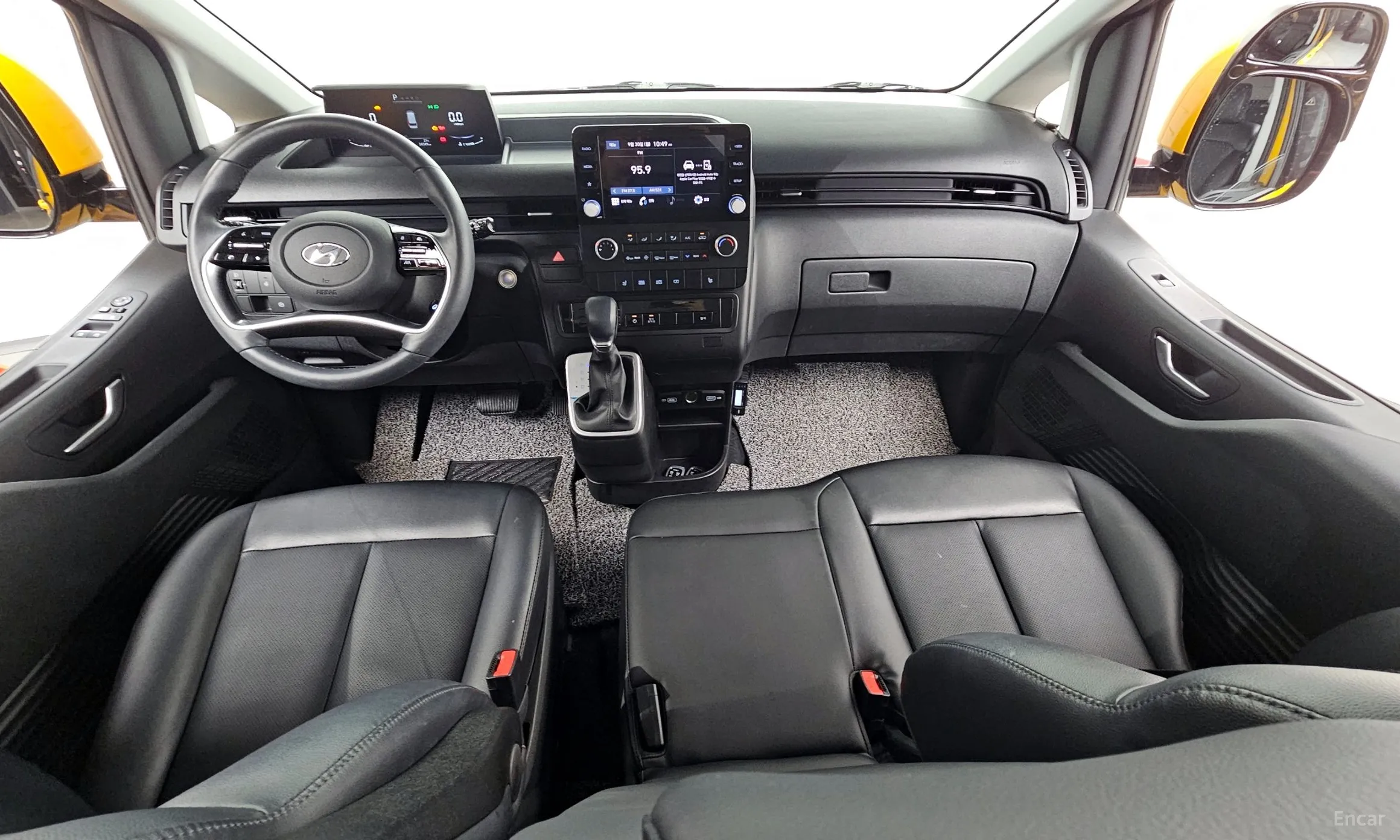 Hyundai Staria превью 4