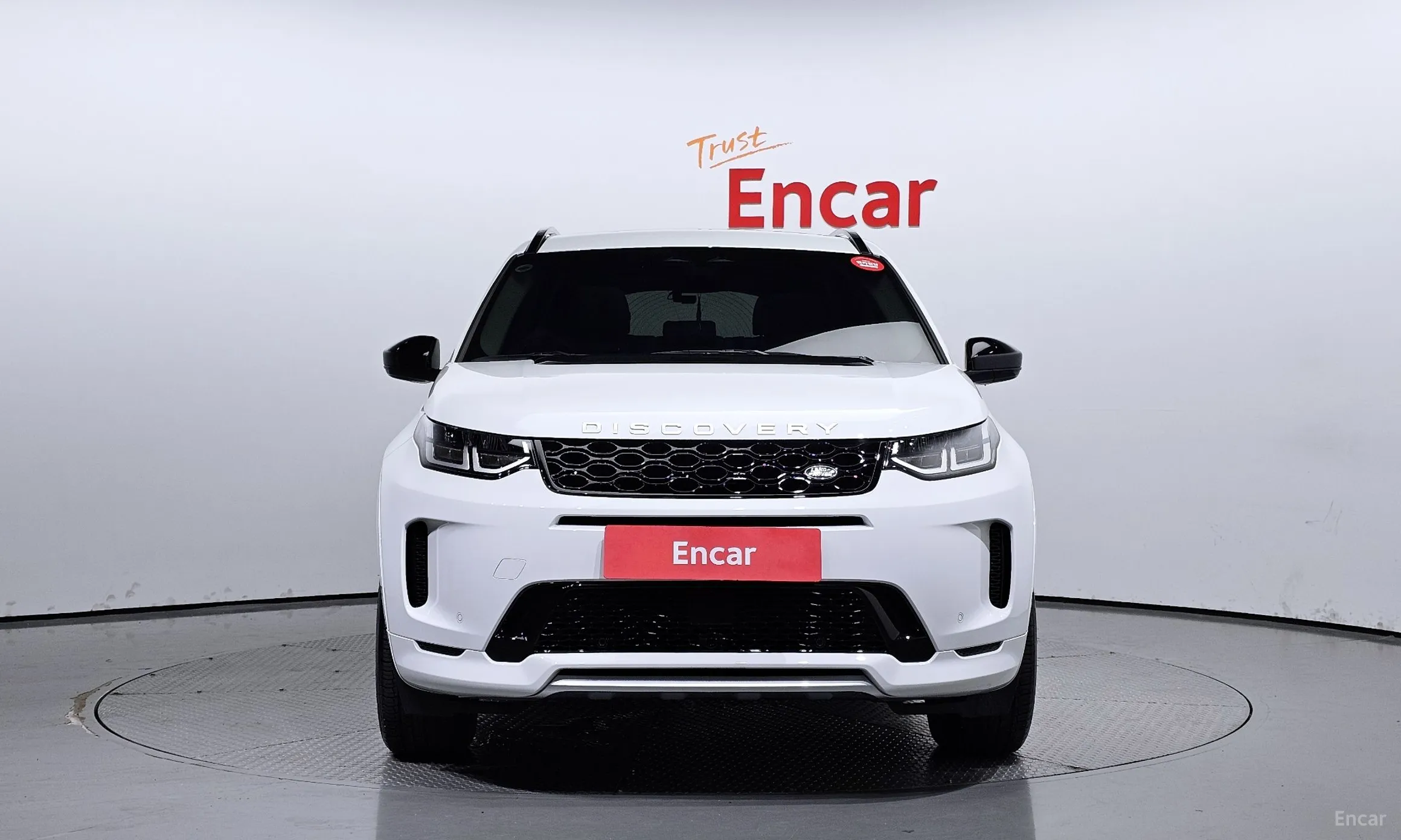 Land Rover Discovery Sports превью 2