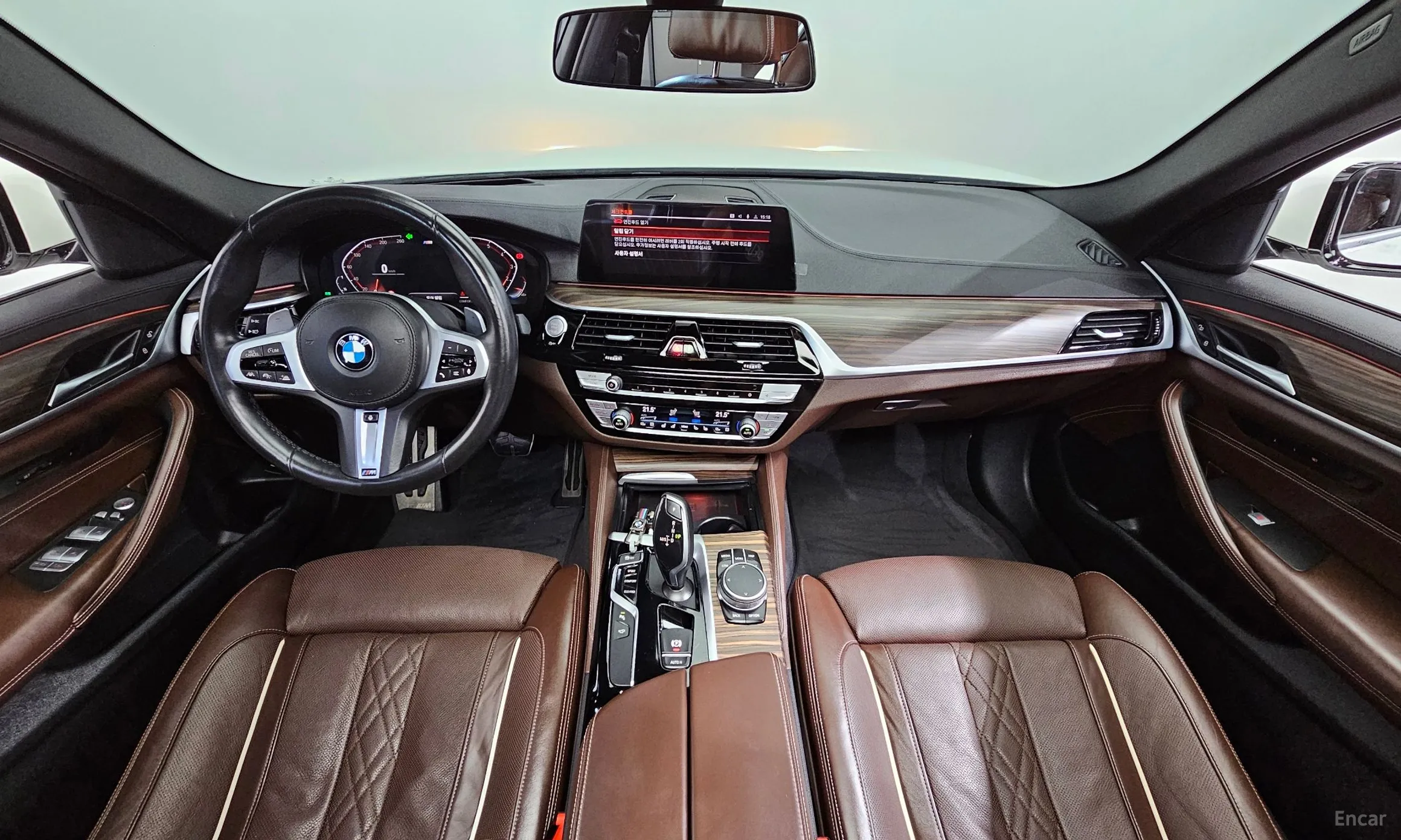 BMW 5 Series (G30) превью 4