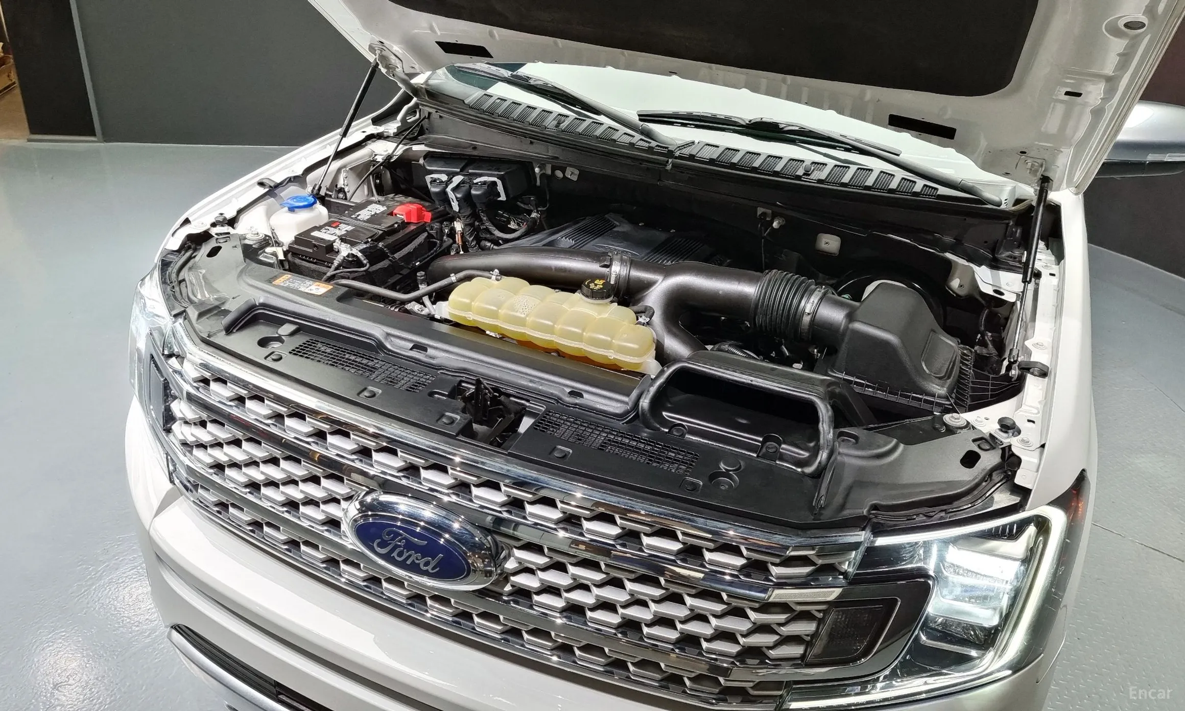 Ford Expedition превью 6