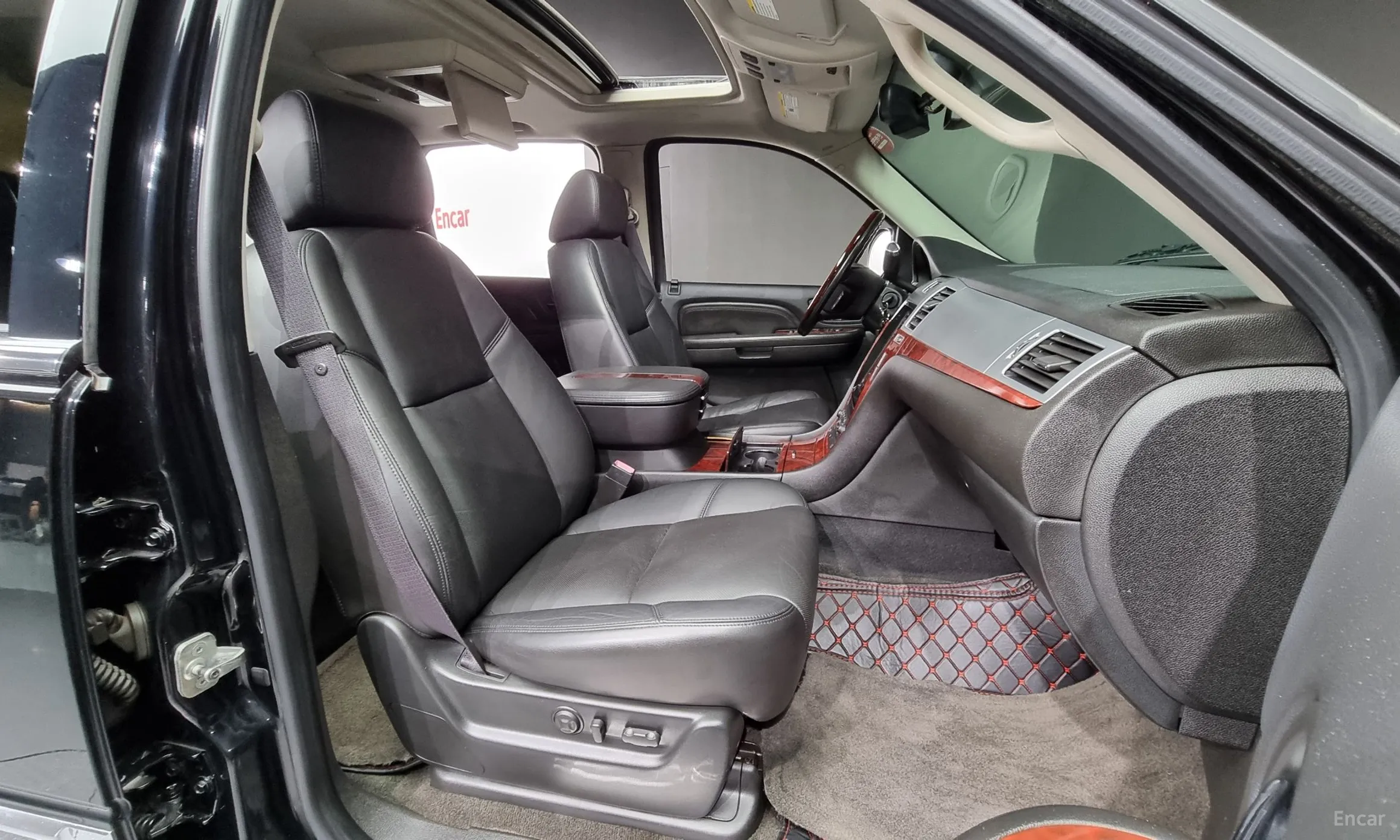 Cadillac Escalade превью 10