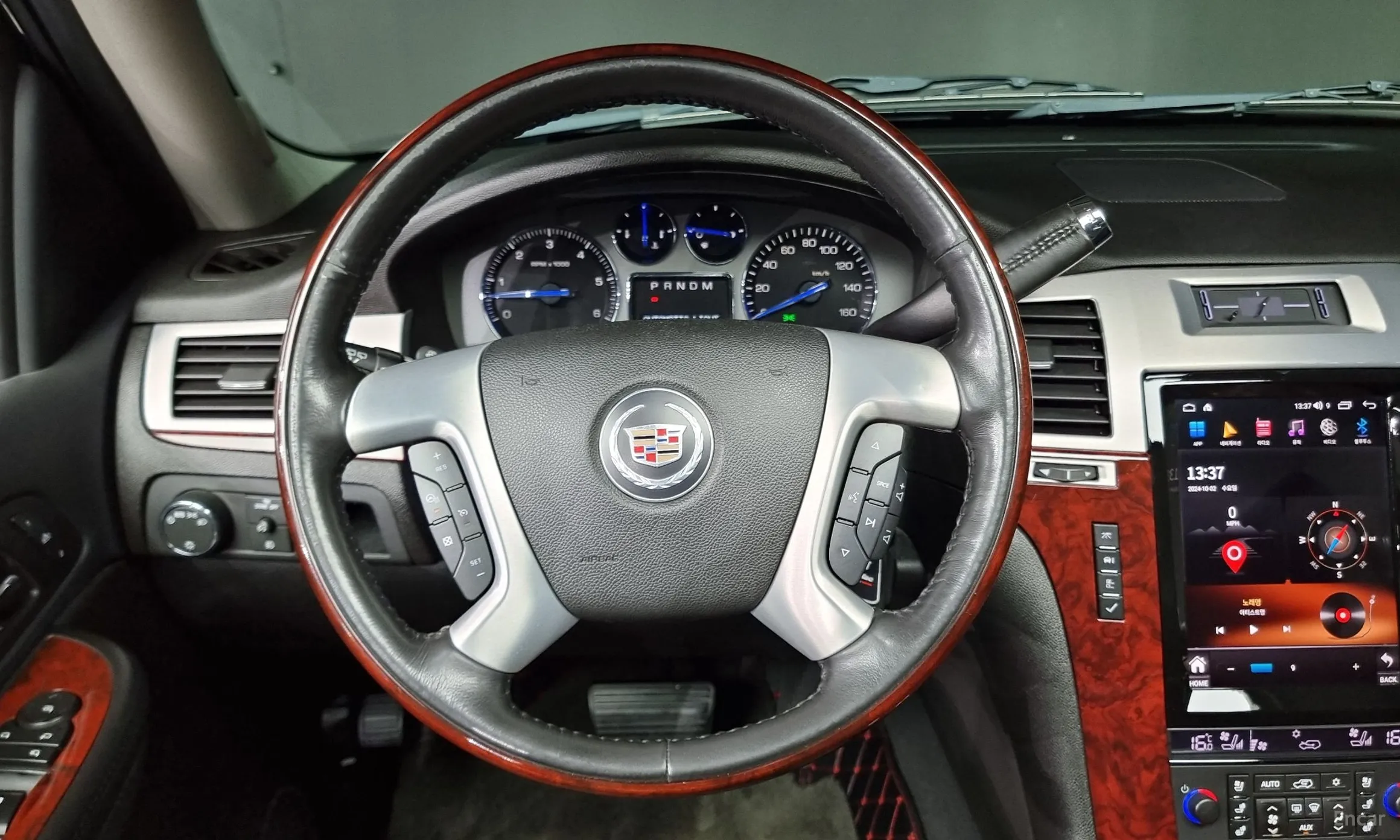 Cadillac Escalade превью 14