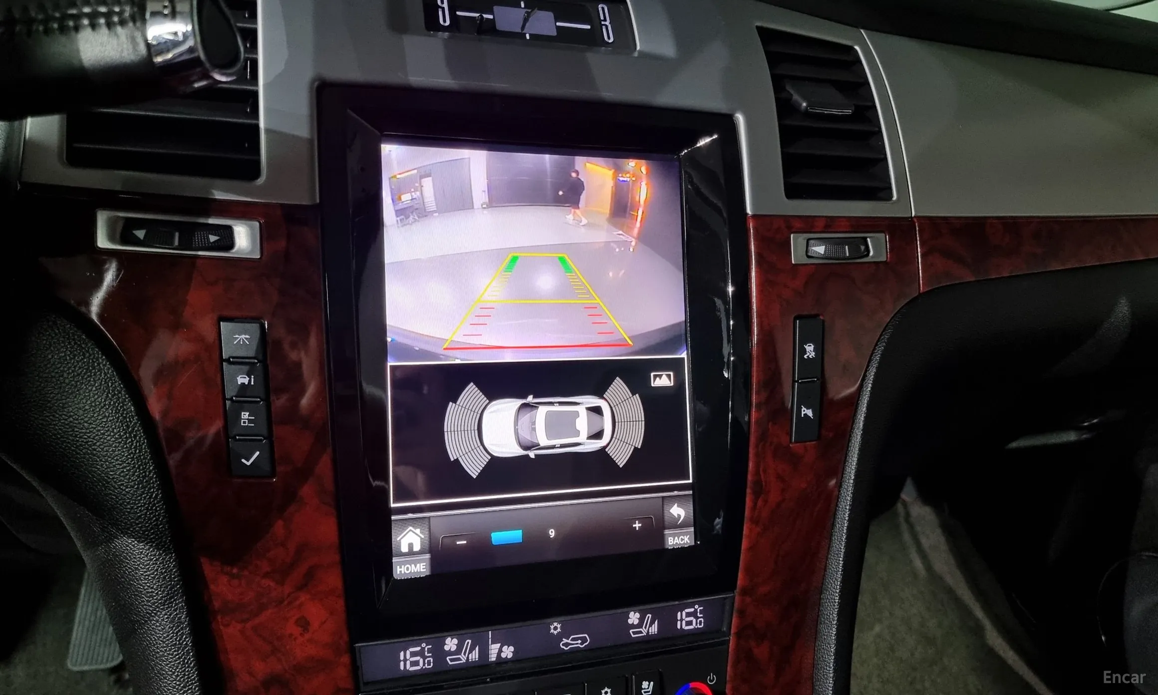 Cadillac Escalade превью 16