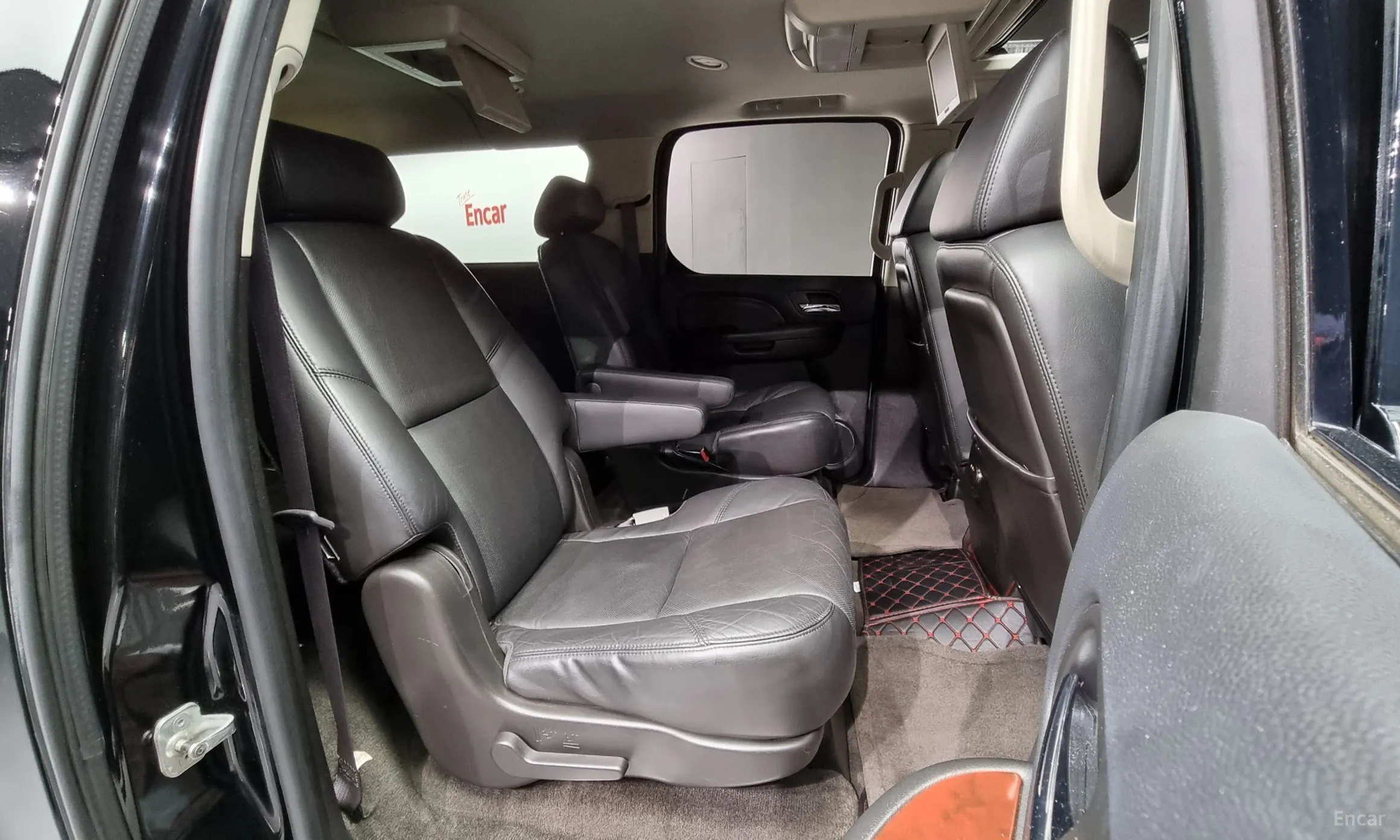 Cadillac Escalade превью 19