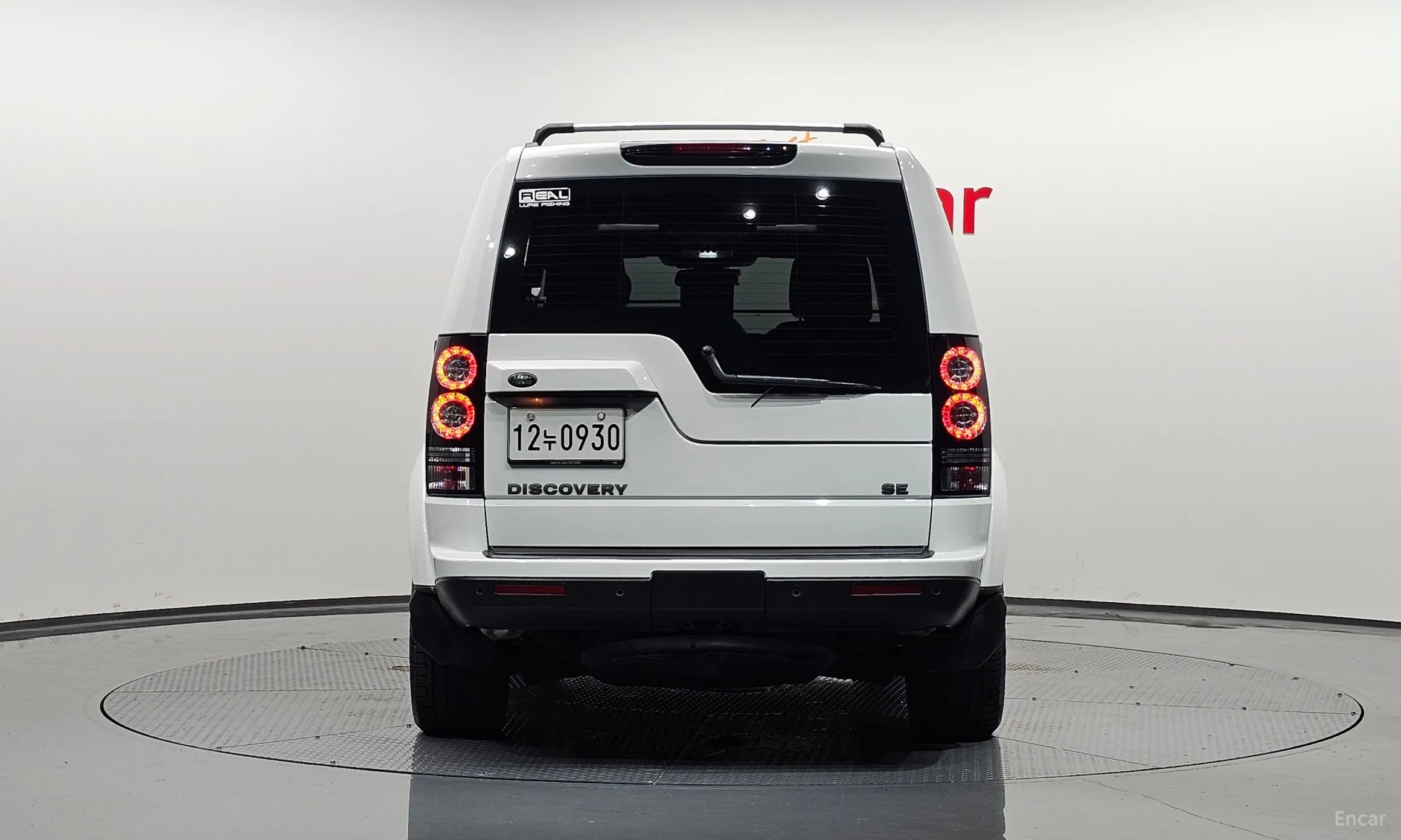 Land Rover Discovery 4 превью 3