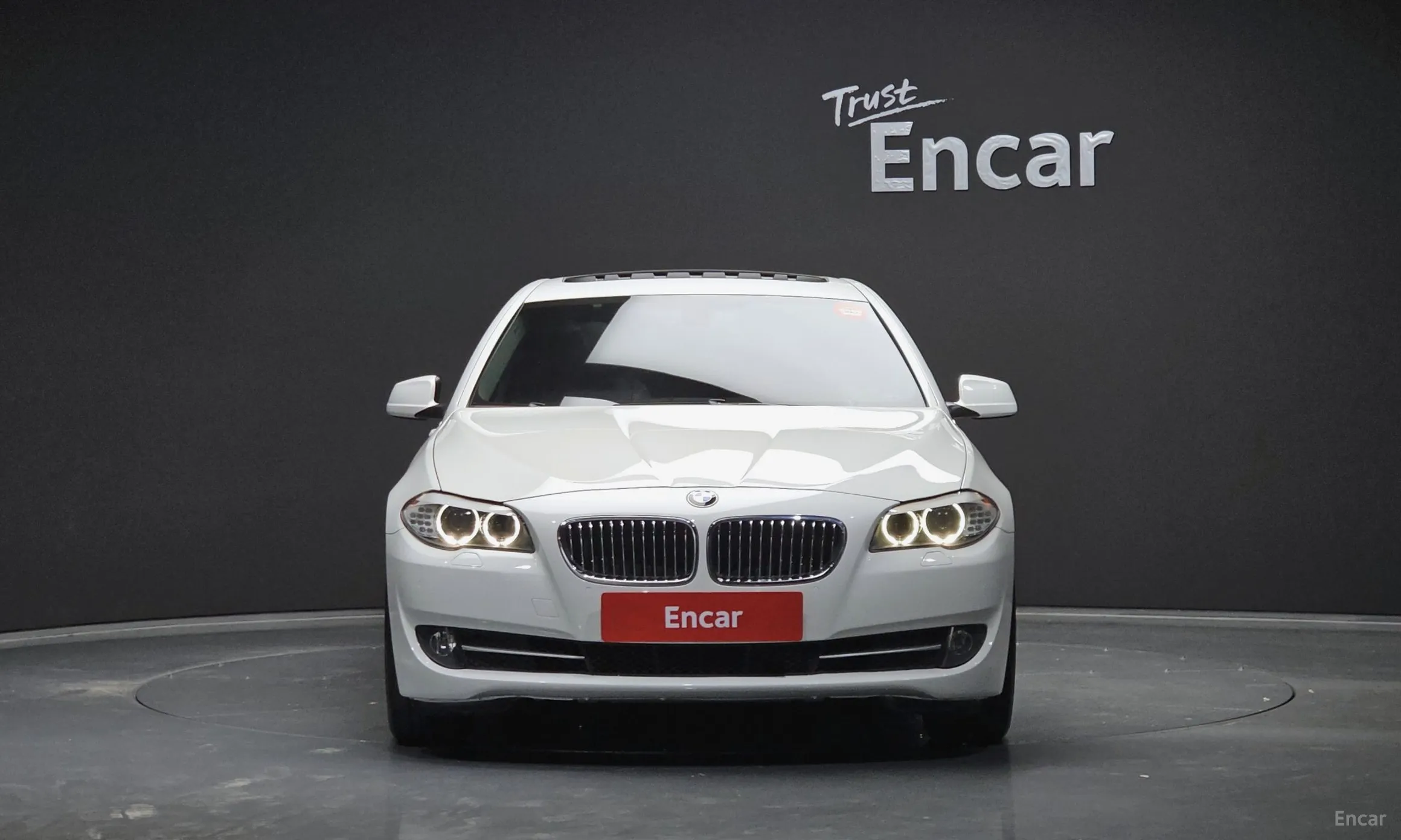 BMW 5 Series (F10) превью 2