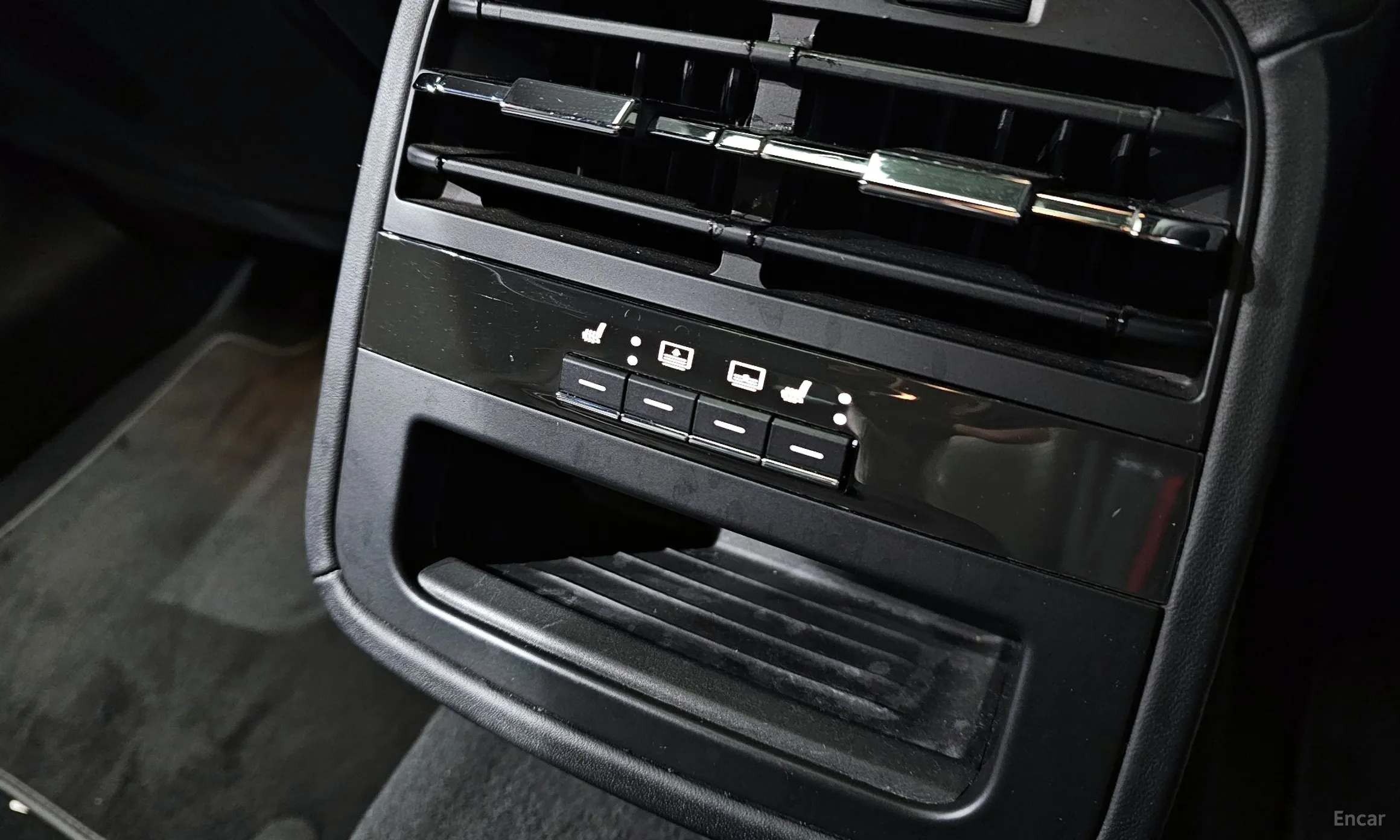 Maserati Quattroporte превью 18
