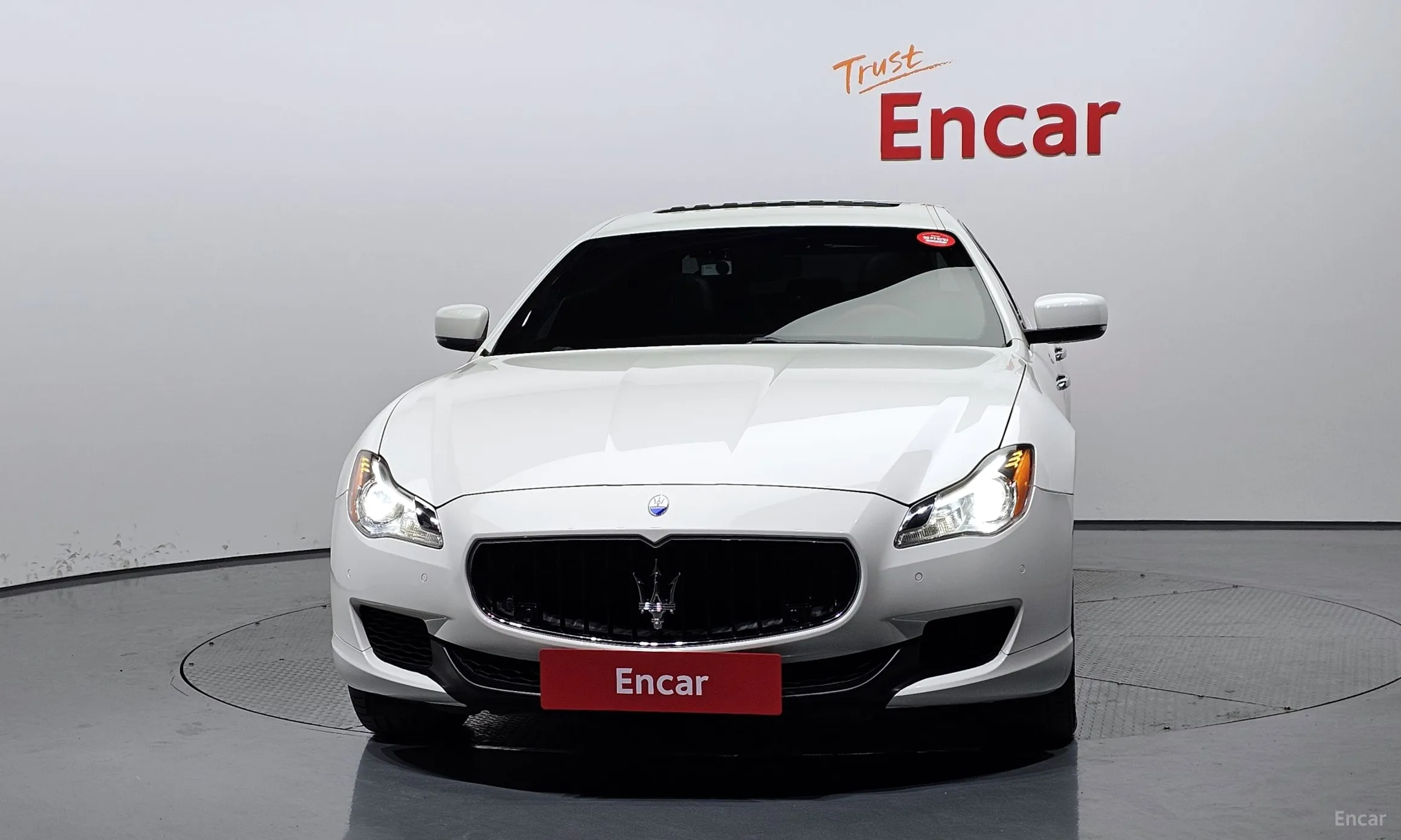 Maserati Quattroporte превью 3