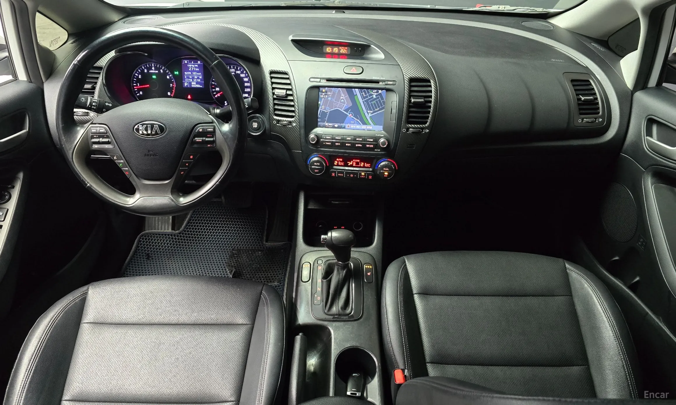 Kia K3 превью 4