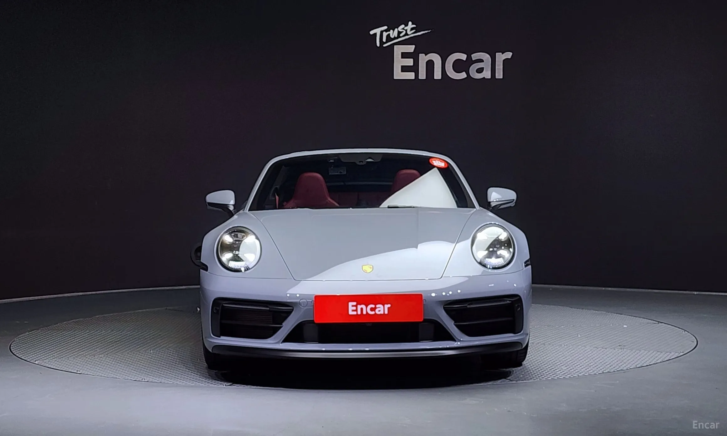 Porsche 911 (992)