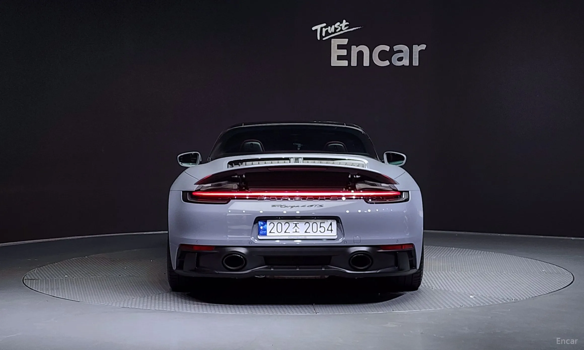 Porsche 911 (992) превью 3