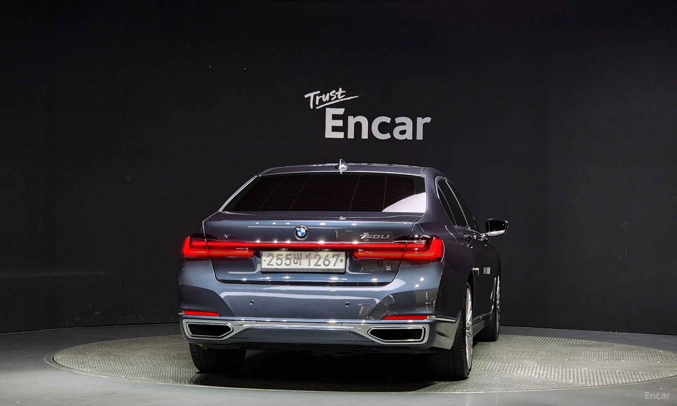 BMW 7 Series (G11) превью 3
